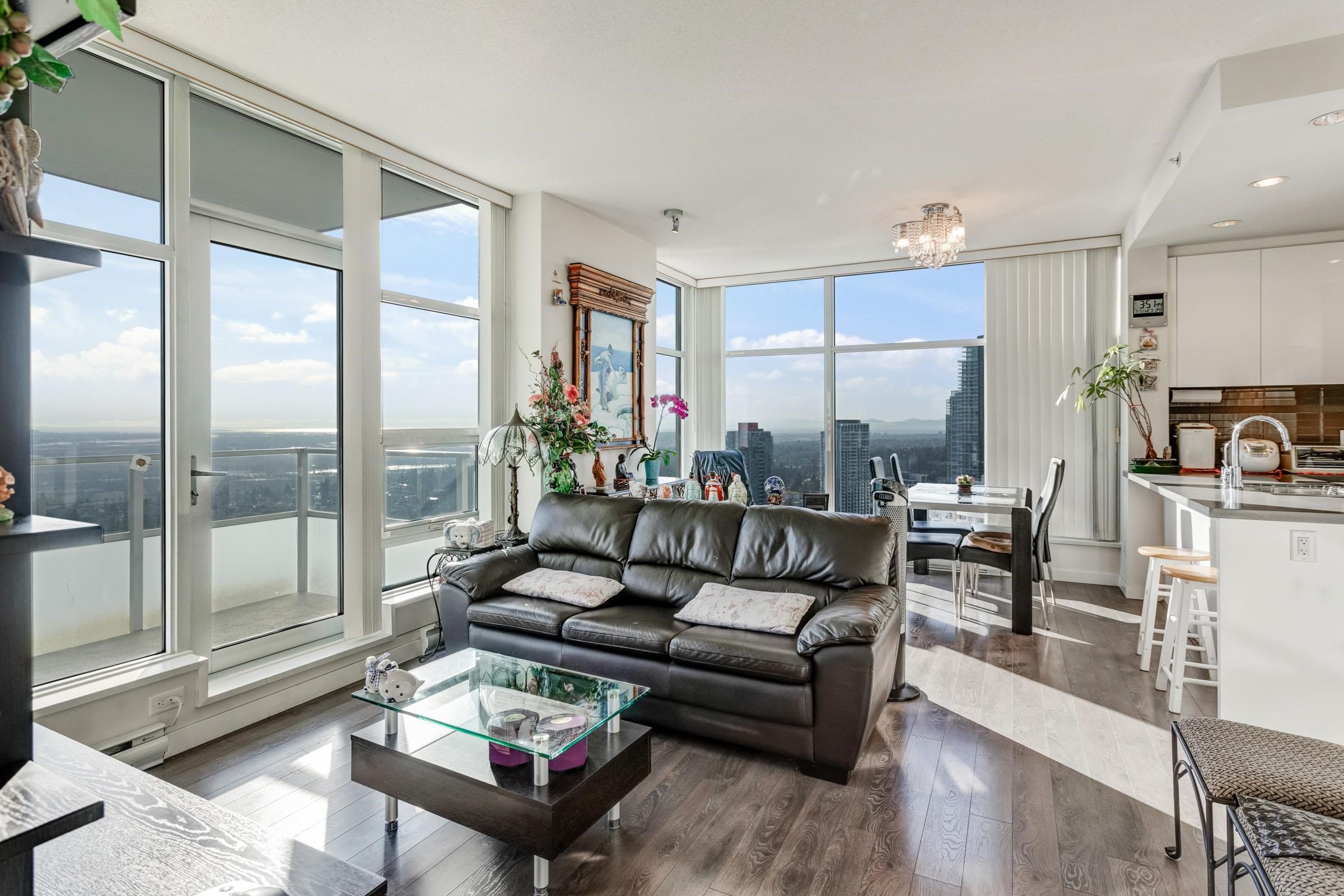 3806 - 4880 Bennett Street, Burnaby, V5H 0C1 — photo 1