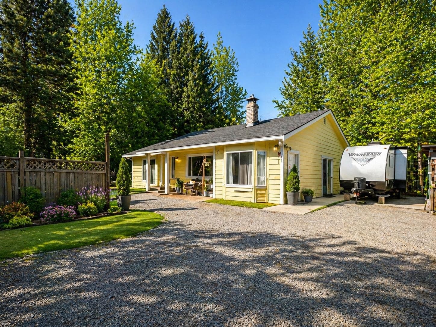 23519 Lougheed Highway, Maple Ridge, V2W 1B8 — photo 3