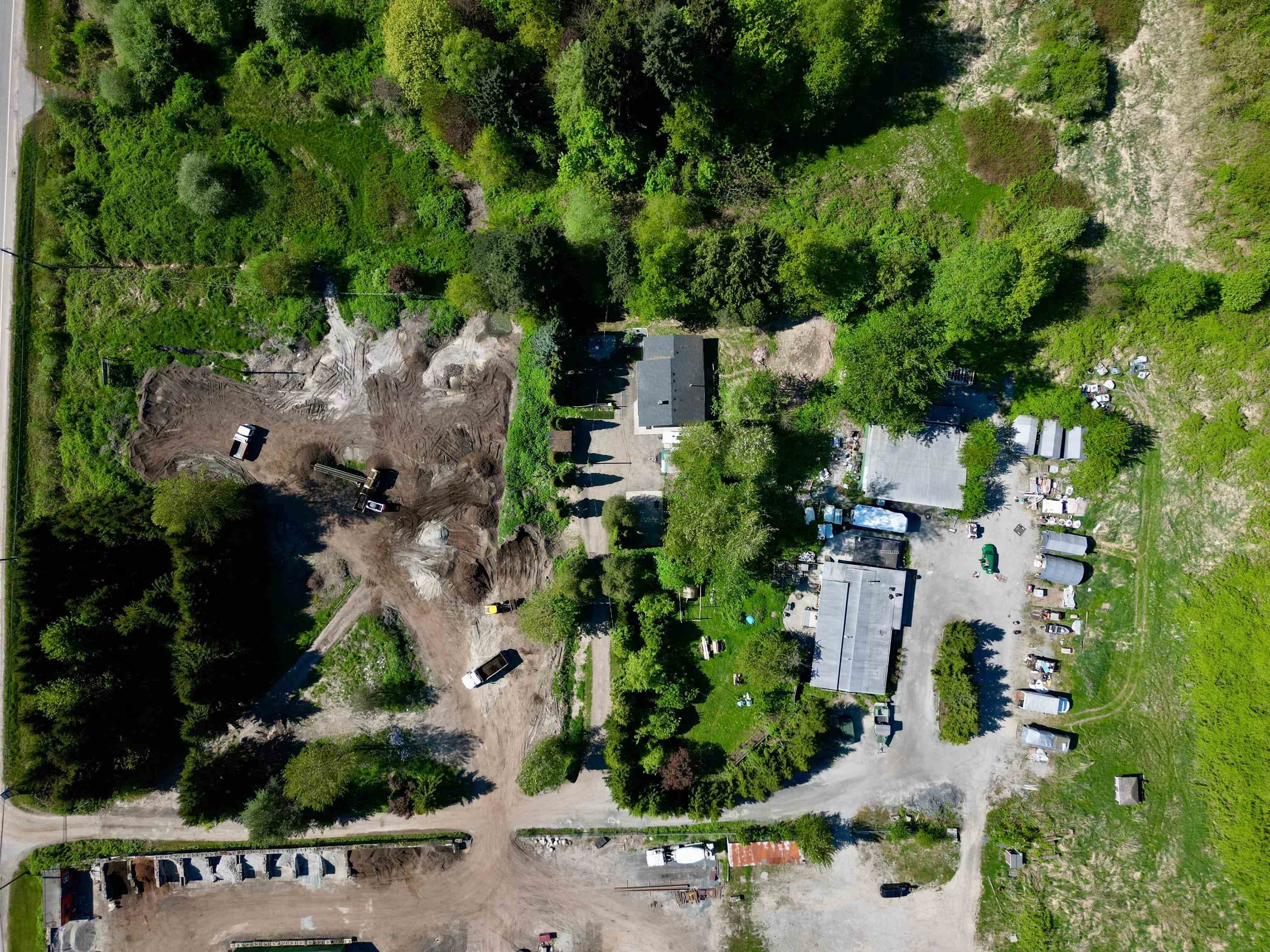 23519 Lougheed Highway, Maple Ridge, V2W 1B8 — photo 4