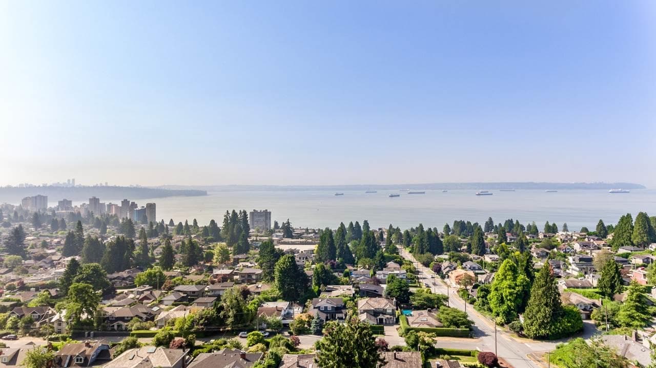 2479 Ottawa Avenue, West Vancouver, V7V 2T2 — photo 1