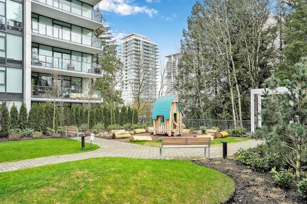 606 - 585 Austin Avenue, Coquitlam, V3K 0G6 — photo 5