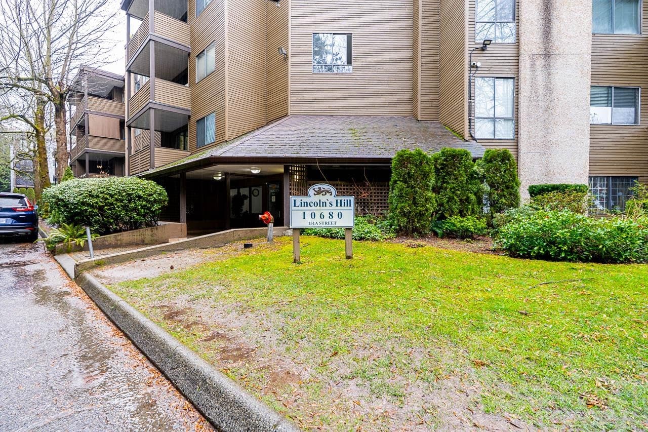 203 - 10680 151a Street, Surrey, V3R 8T4 — photo 1
