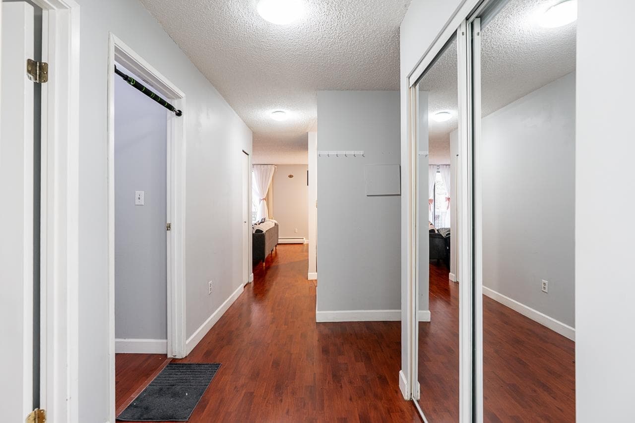 203 - 10680 151a Street, Surrey, V3R 8T4 — photo 5