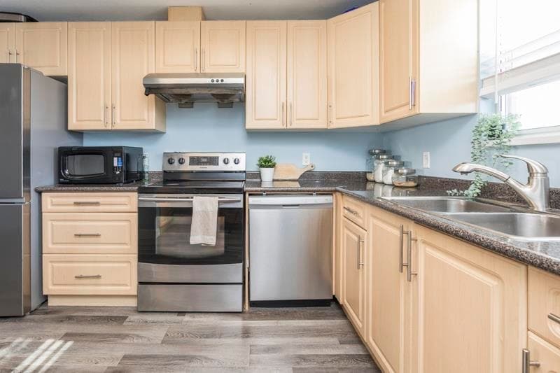 213 - 7837 120a Street, Surrey, V3W 0W9 — photo 4