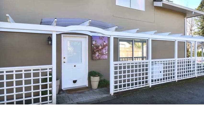 1522 Nichol Road, White Rock