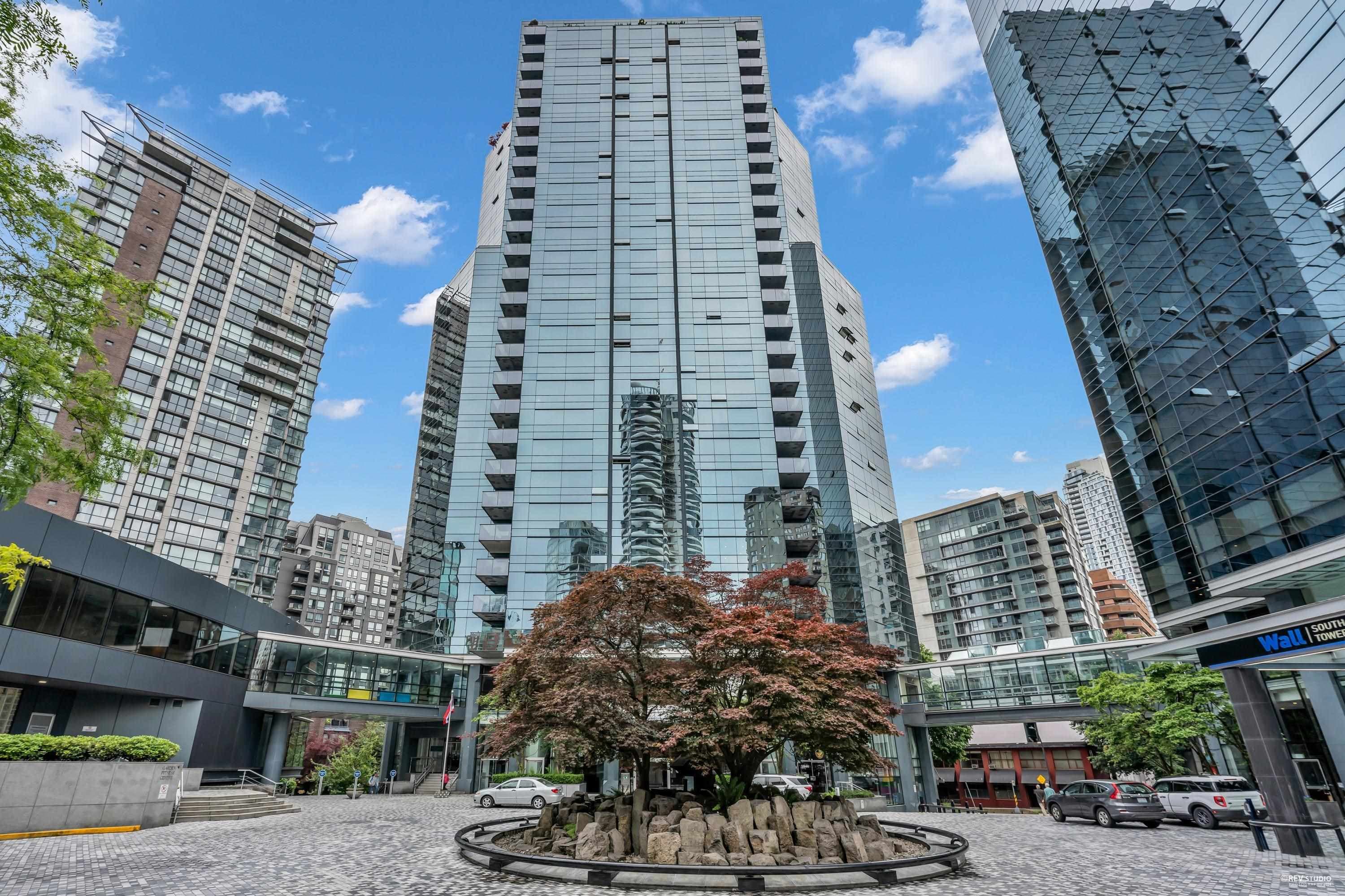 910 - 1050 Burrard Street, Vancouver, V6Z 2S3 — photo 1