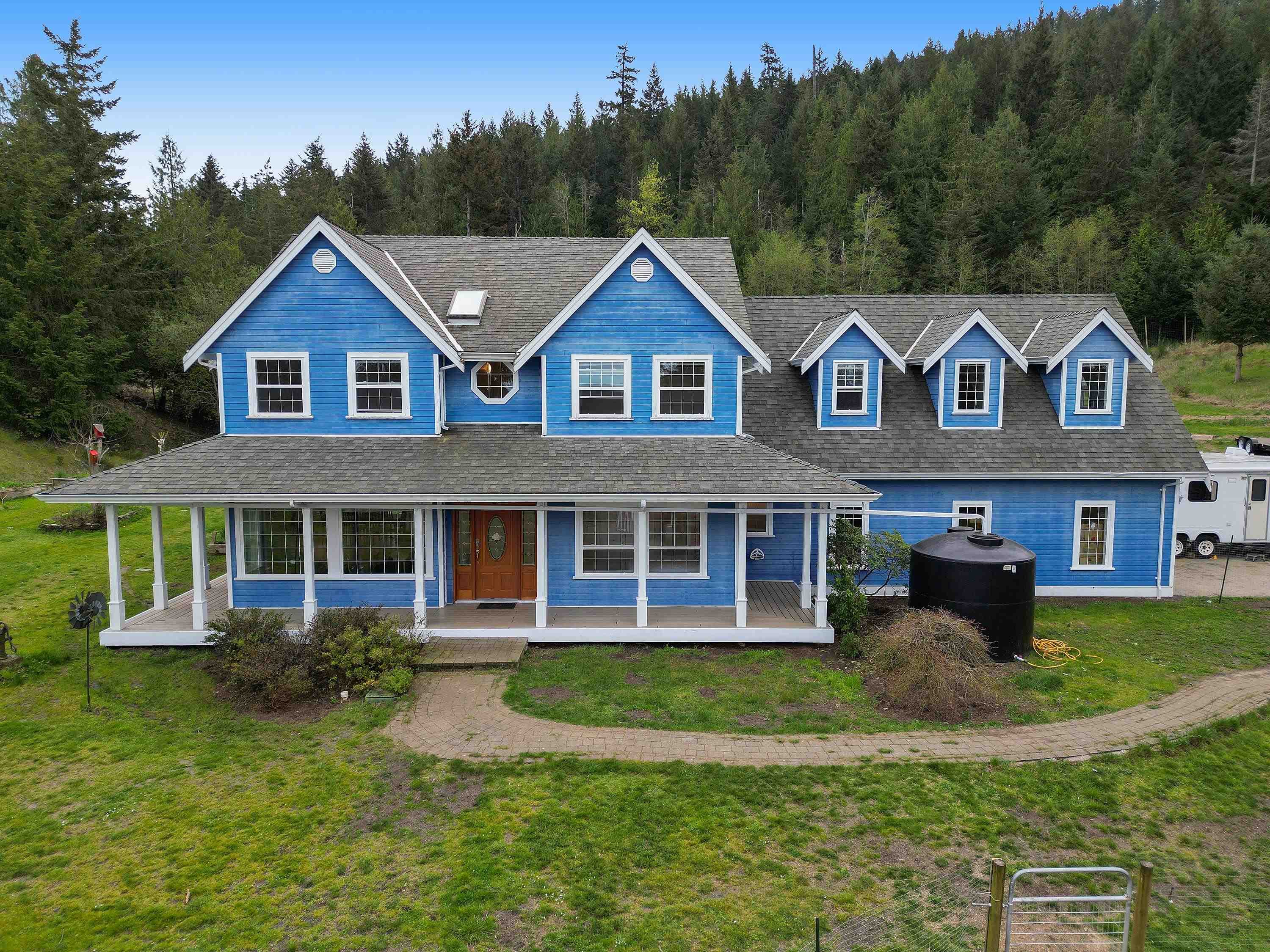 488 Mckercher Road, Mayne Island, V0N 2J2 — photo 3