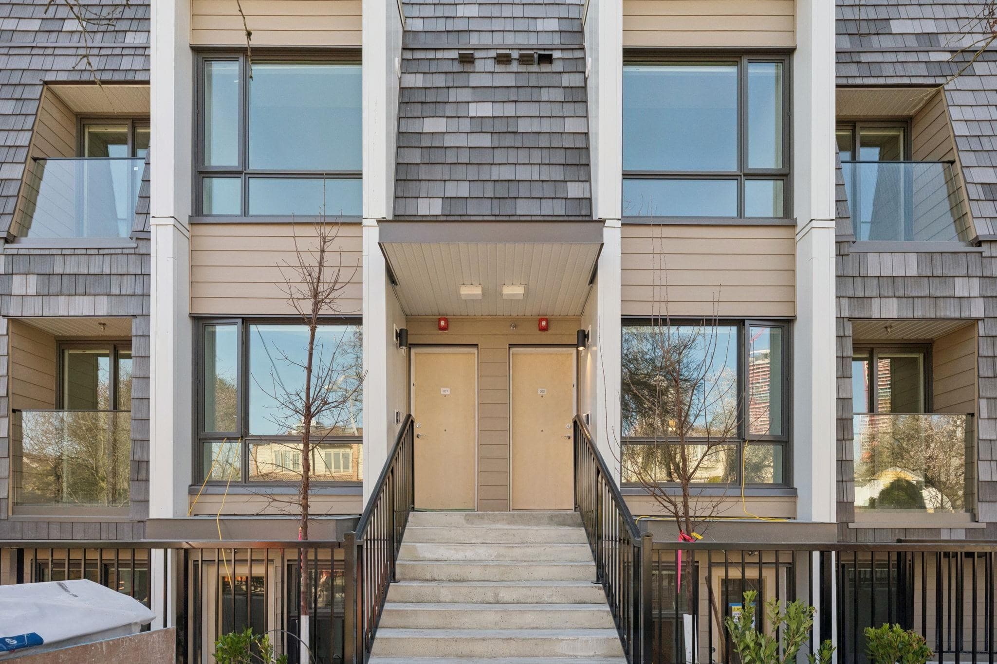 202 - 378 W 45th Avenue, Vancouver, V5Y 0P6 — photo 2