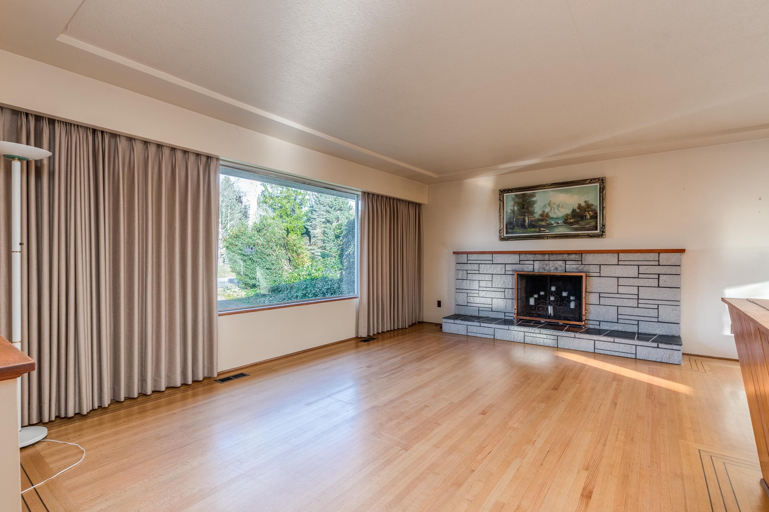 7046 Hillview Street, Burnaby, V5A 1Y3 — photo 3