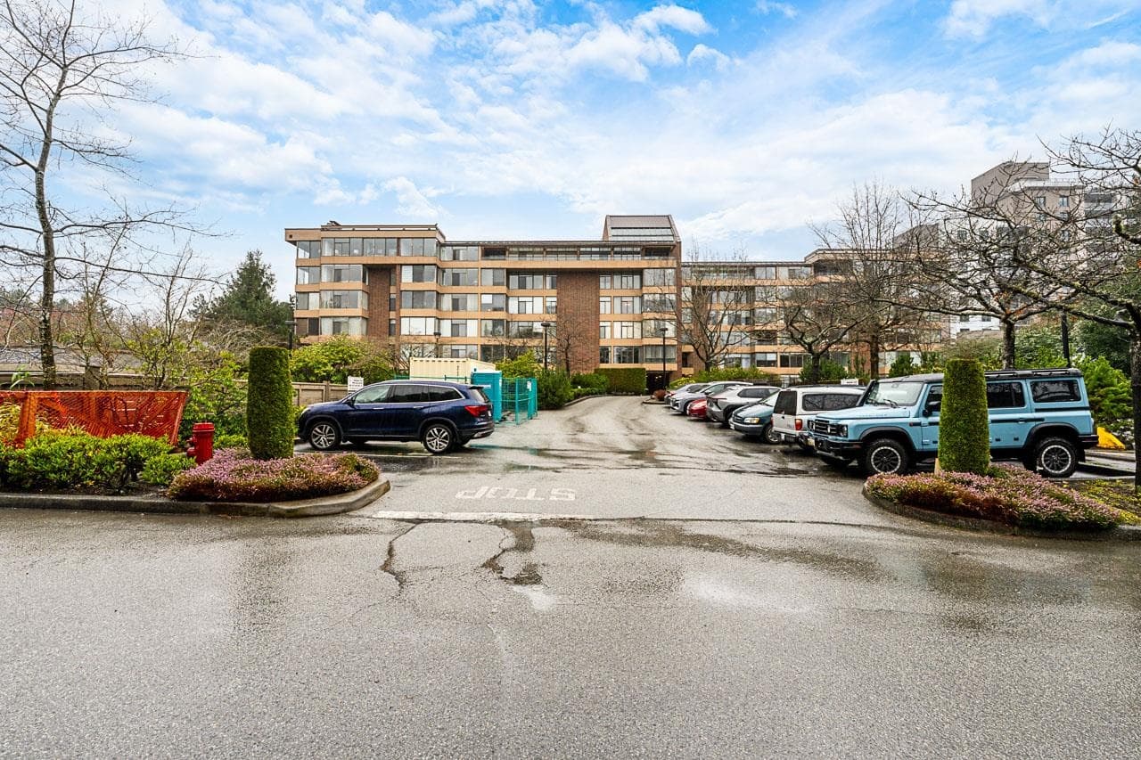 211 - 2101 Mcmullen Avenue, Vancouver, V6L 3B4 — photo 2