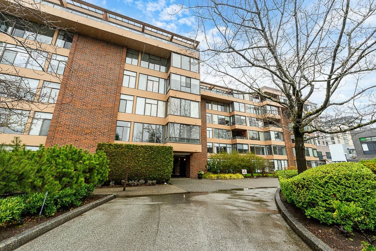 211 - 2101 Mcmullen Avenue, Vancouver, V6L 3B4 — photo 1