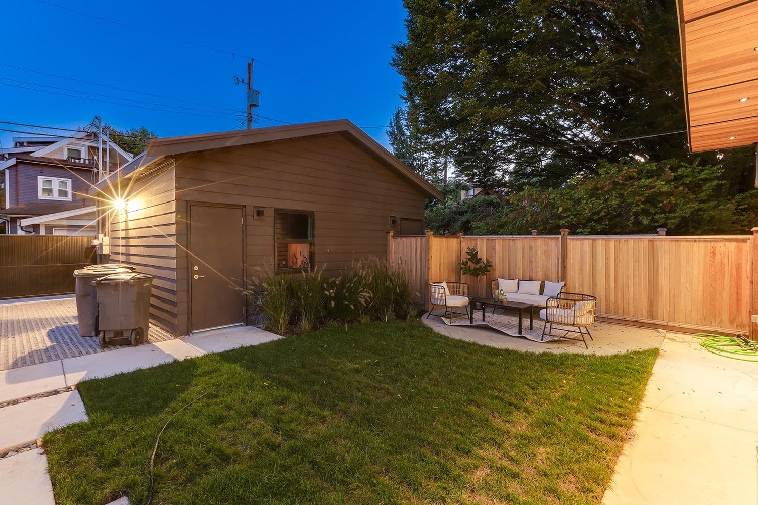 2 - 944 E 13 Avenue, Vancouver, V5T 2L6 — photo 3