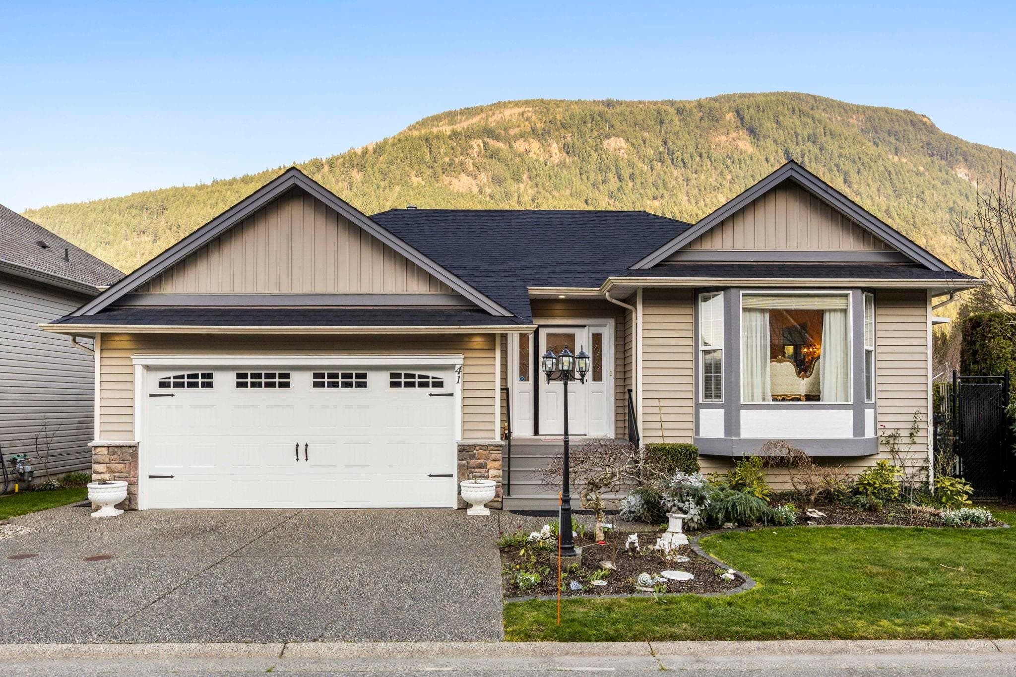 41 - 349 Walnut Avenue, Harrison Hot Springs, V0M 1K0 — photo 1