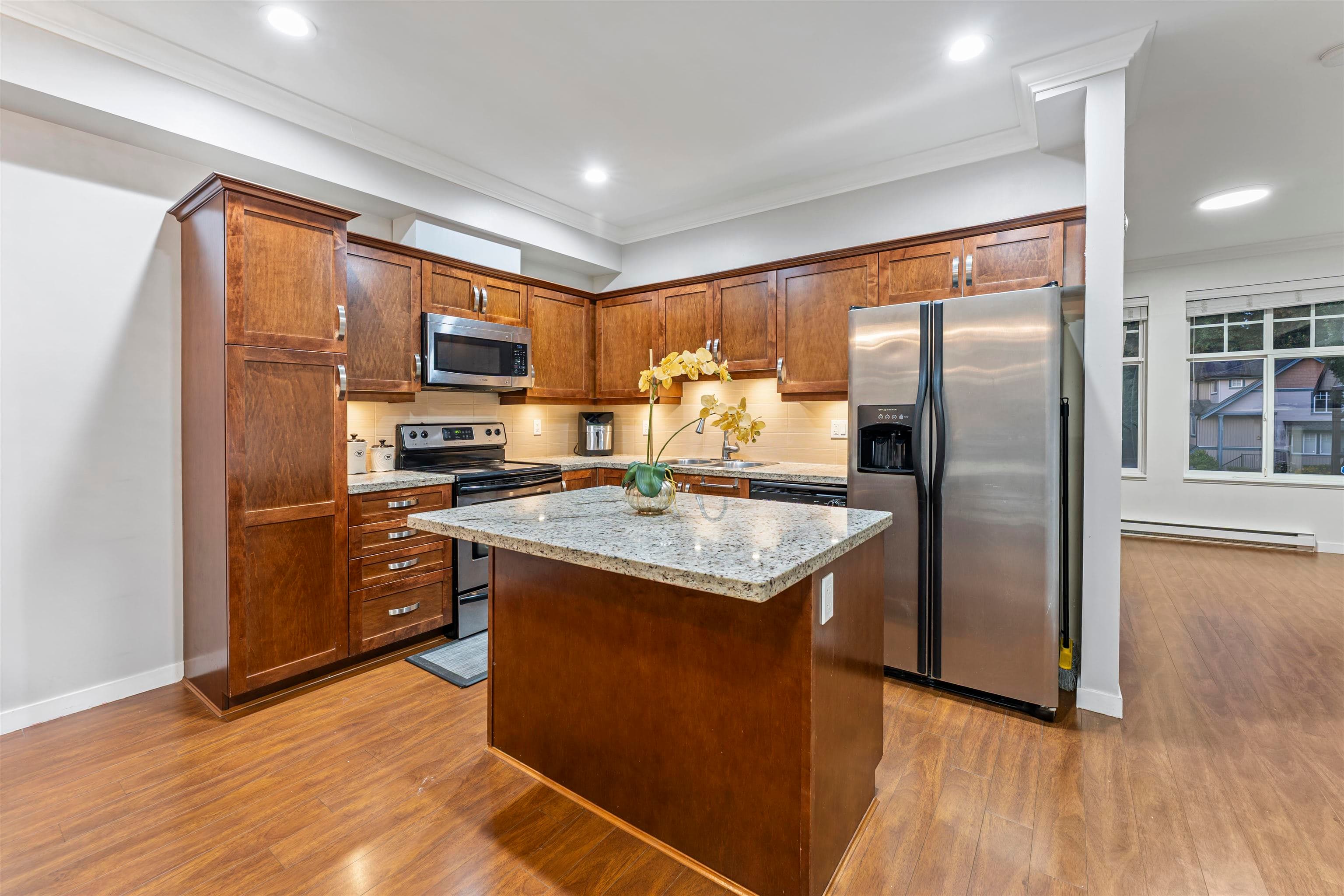 25 - 14462 61a Avenue, Surrey, V3S 2W3 — photo 4