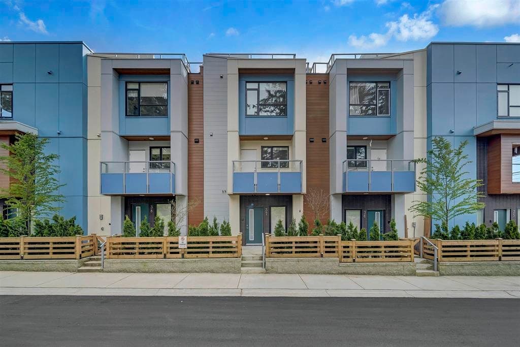 37 - 5858 132 Street, Surrey, V3X 1N1 — photo 1