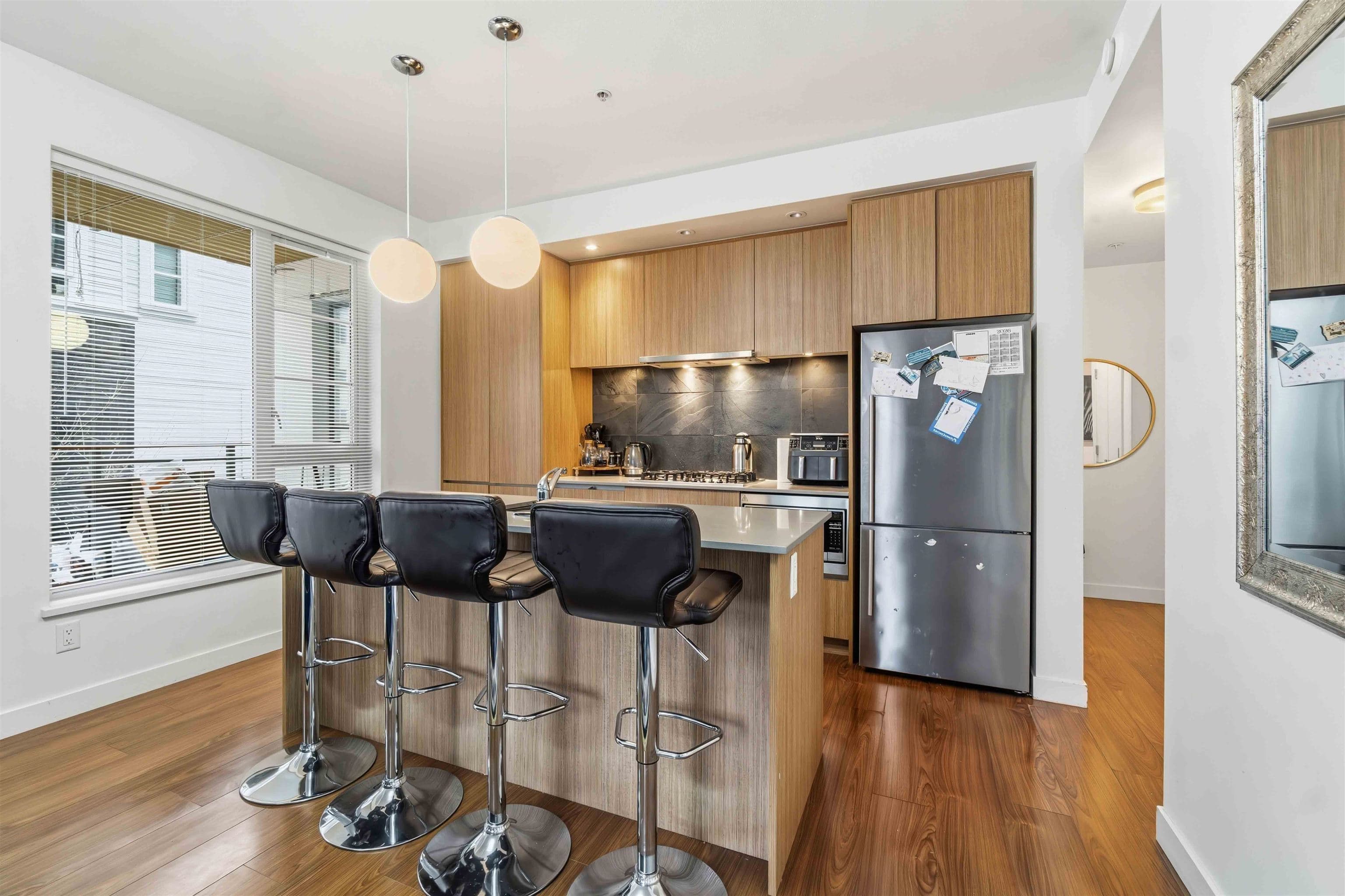 316 - 516 Foster Avenue, Coquitlam, V3J 0H8 — photo 5