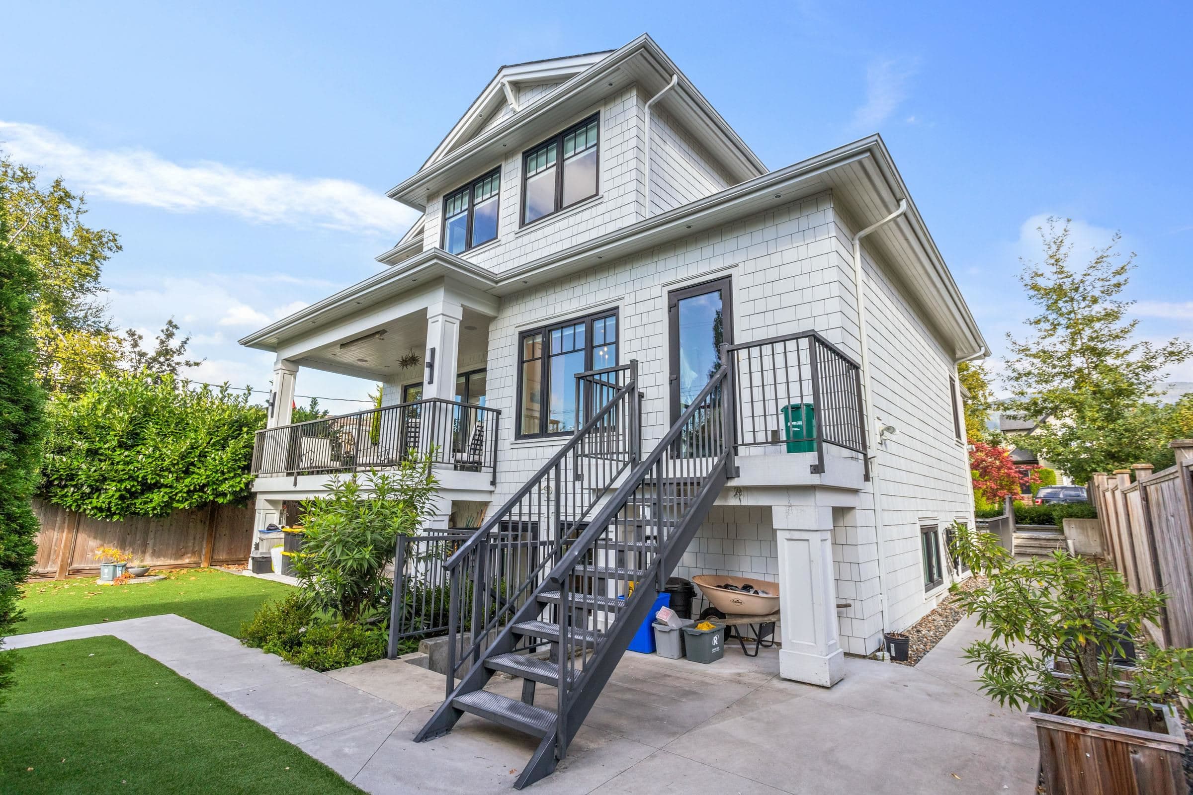 345 E 20th Street, North Vancouver, V7L 3A8 — photo 4