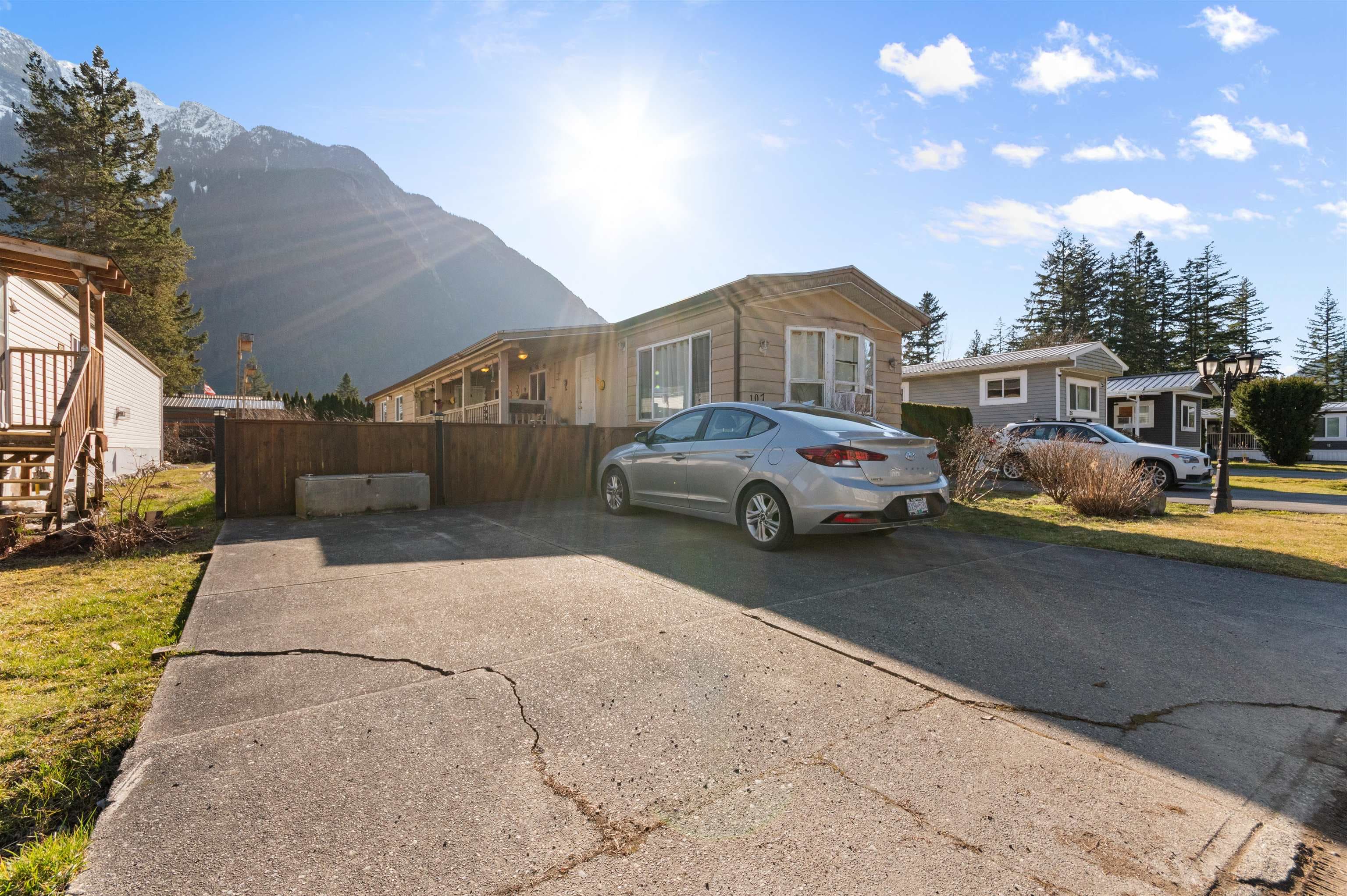 107 - 65367 Kawkawa Lake Road, Hope, V0X 1L1 — photo 3