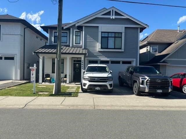 34645 3rd Avenue, Abbotsford, V2S 8B9 — photo 1