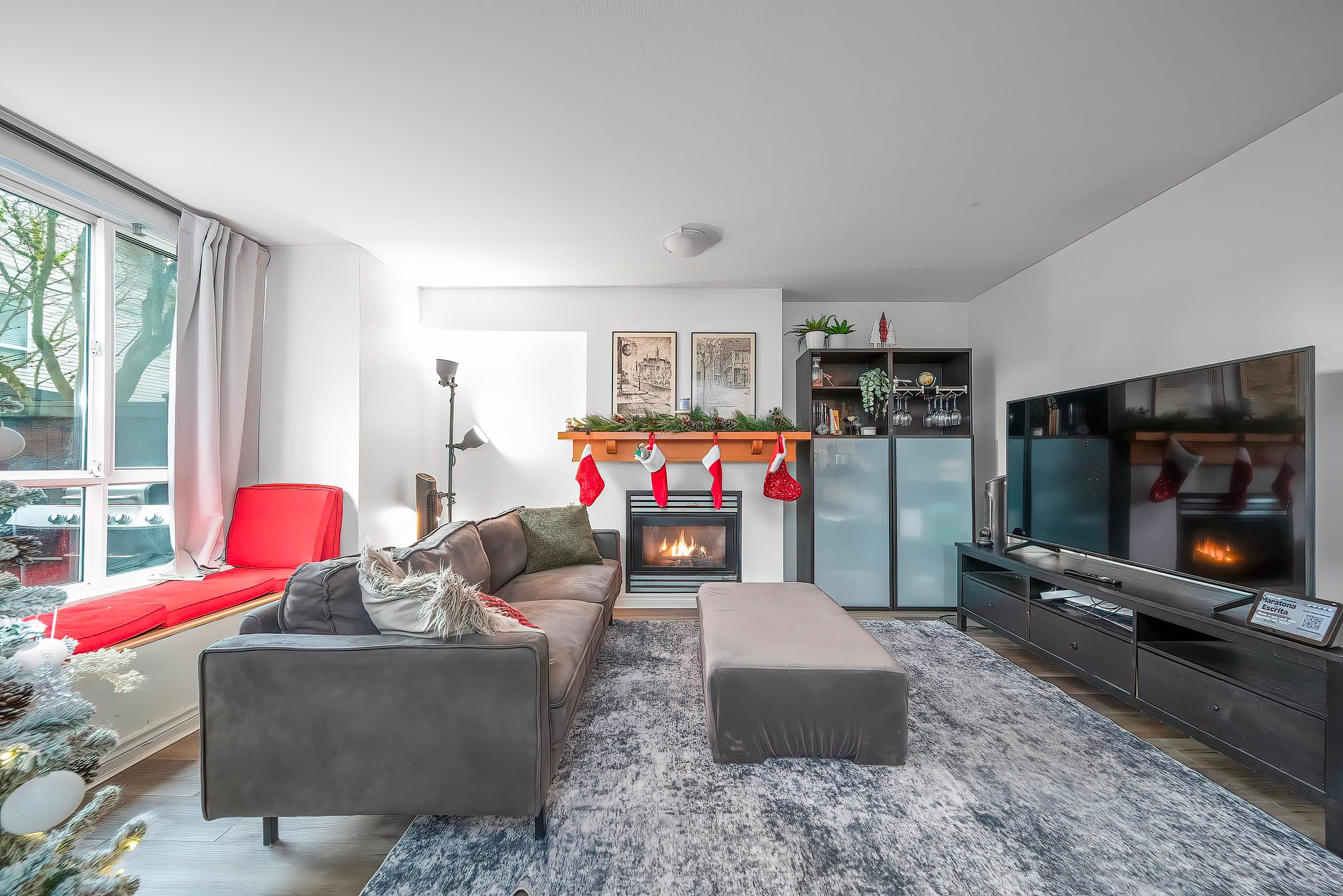 7313 Magnolia Terrace, Burnaby, V5E 4N3 — photo 2