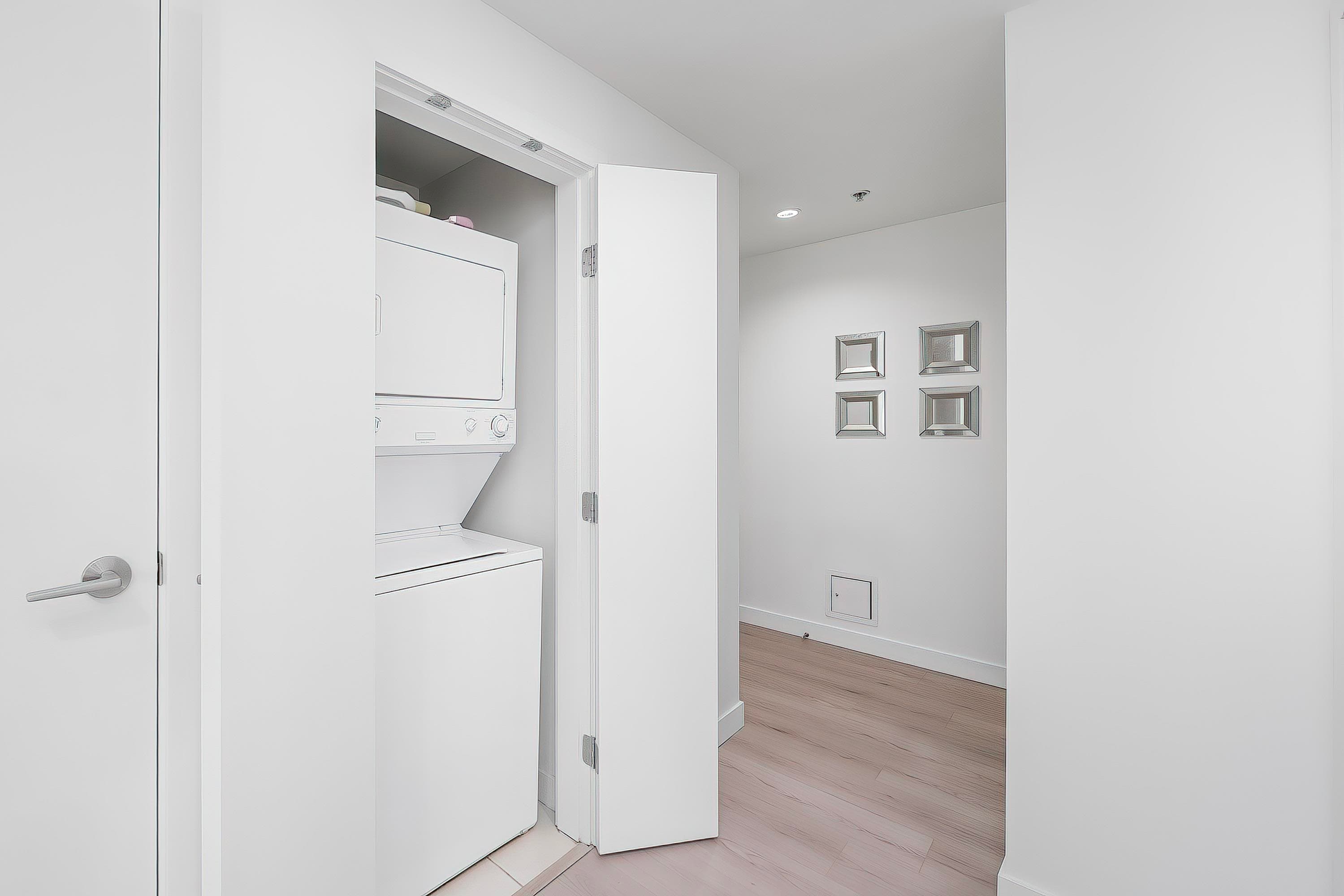 1703 - 5900 Alderbridge Way, Richmond, V6X 0B6 — photo 4