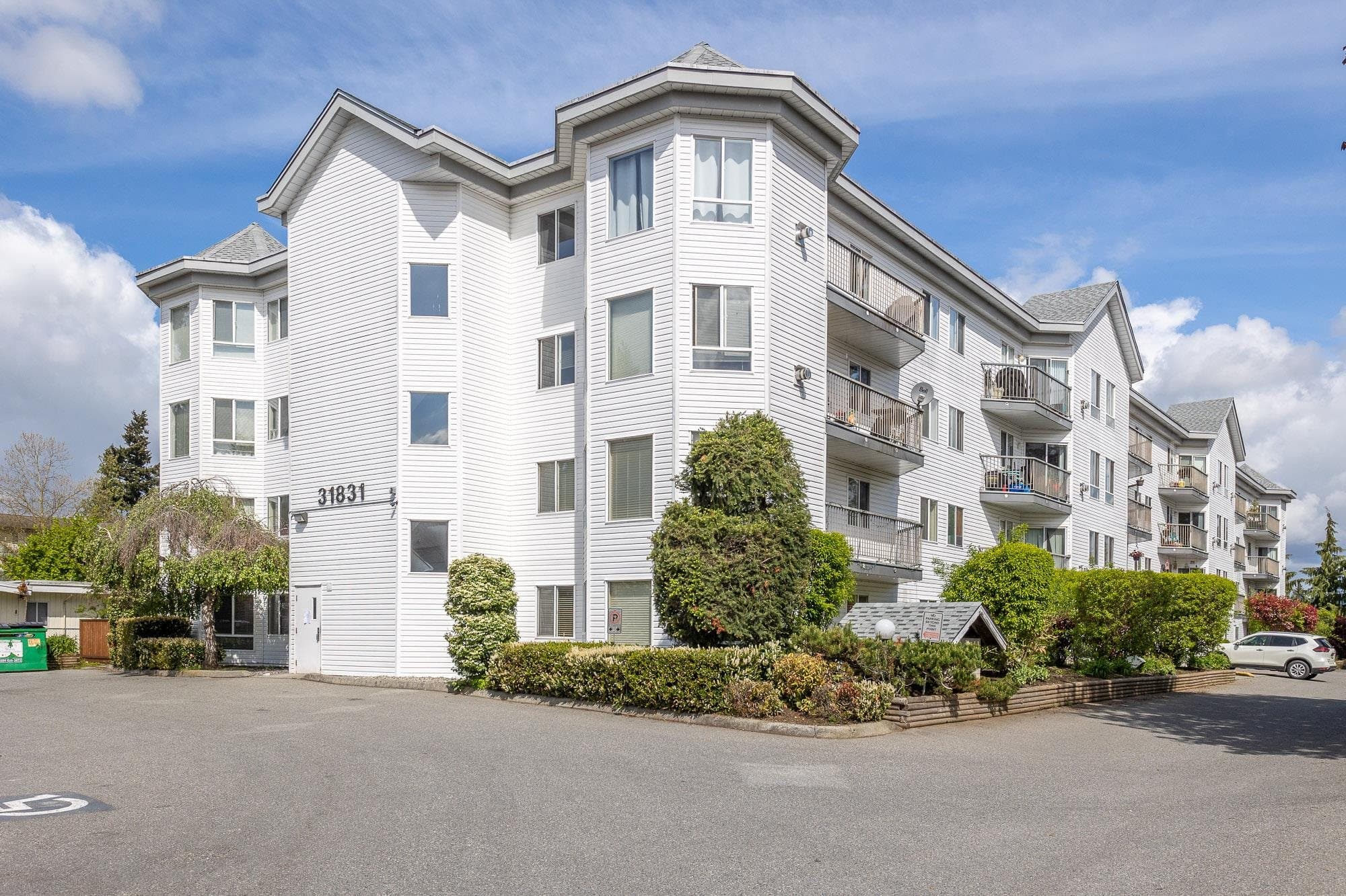 301 - 31831 Peardonville Road, Abbotsford, V2T 1L5 — photo 1
