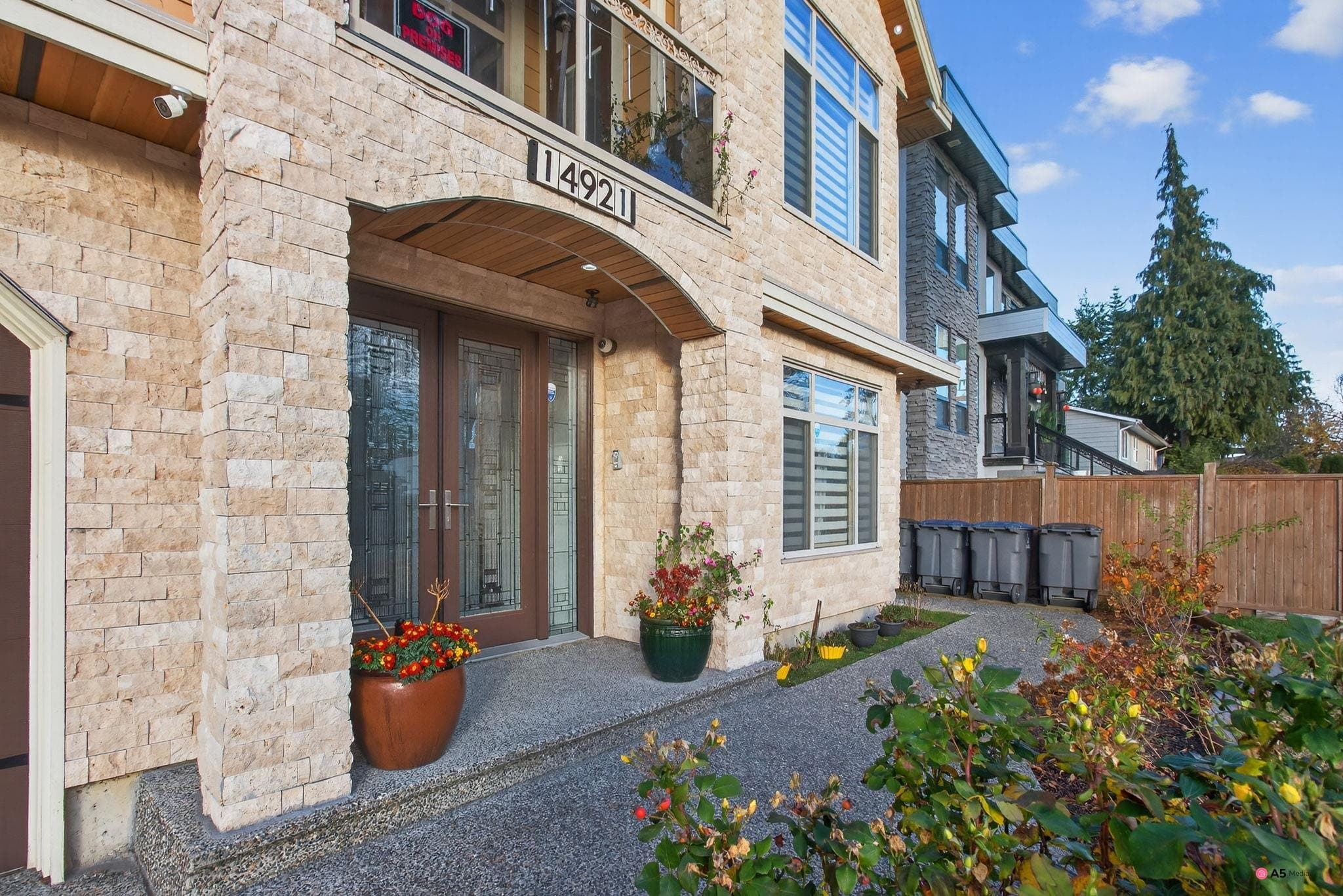 14921 90 Avenue, Surrey, V3R 6W2 — photo 4