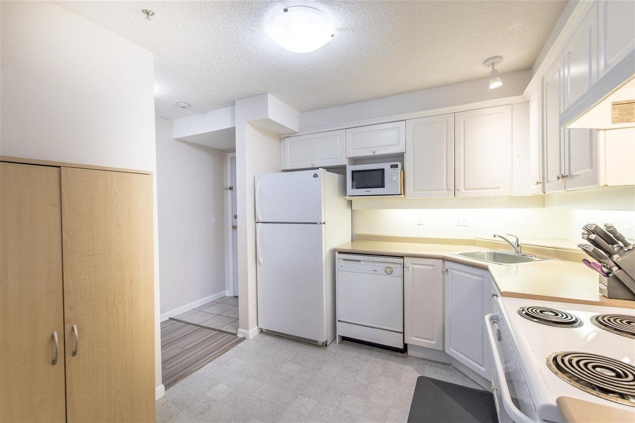 308 - 13780 76 Avenue, Surrey, V3W 1E5 — photo 3