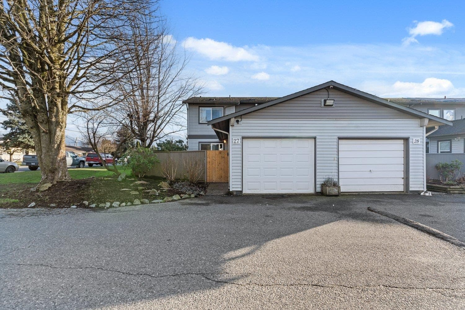 27 - 46689 First Avenue, Chilliwack, V2P 1X5 — photo 2