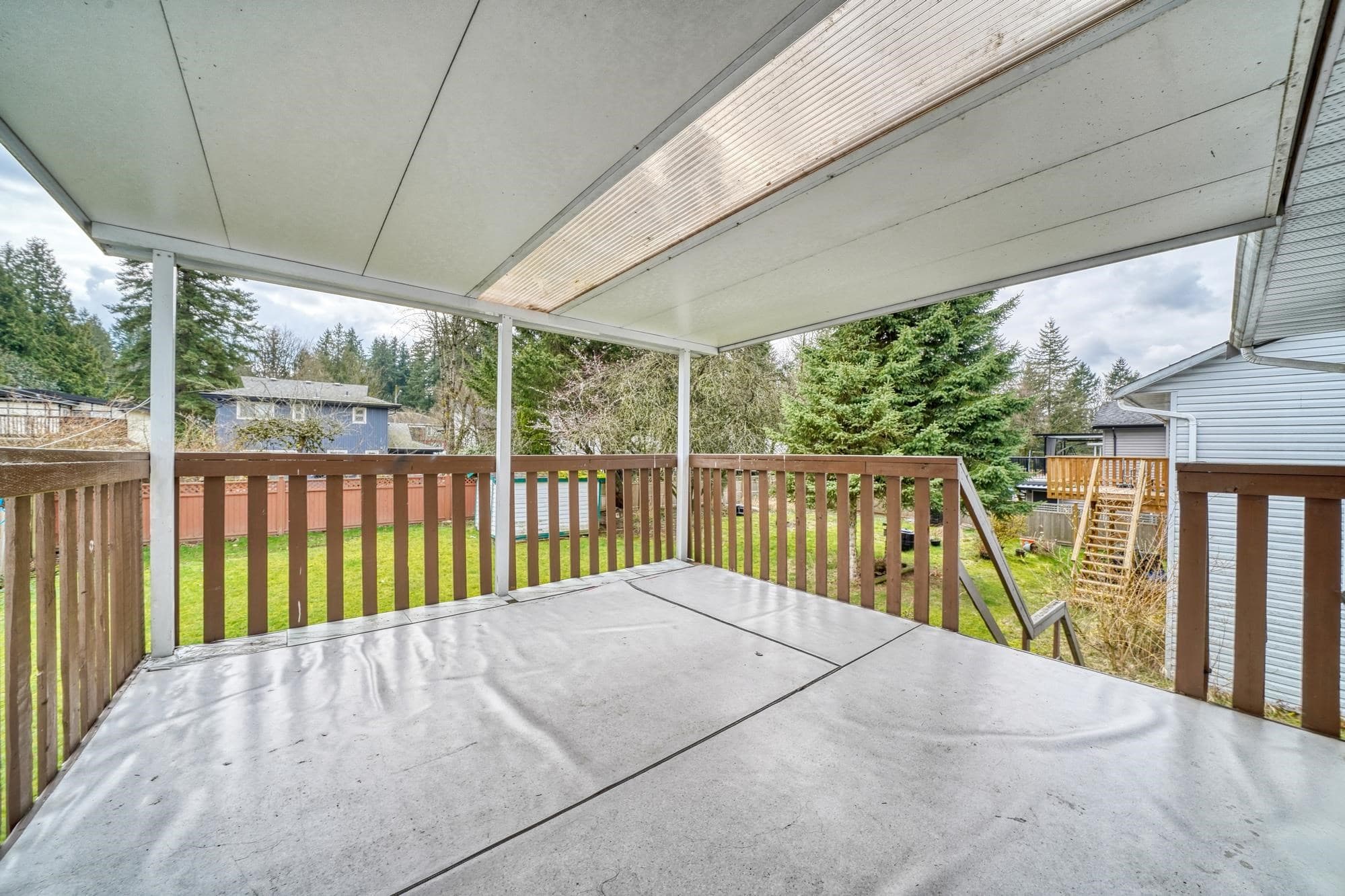 11866 98 Avenue, Surrey, V3V 2J4 — photo 2