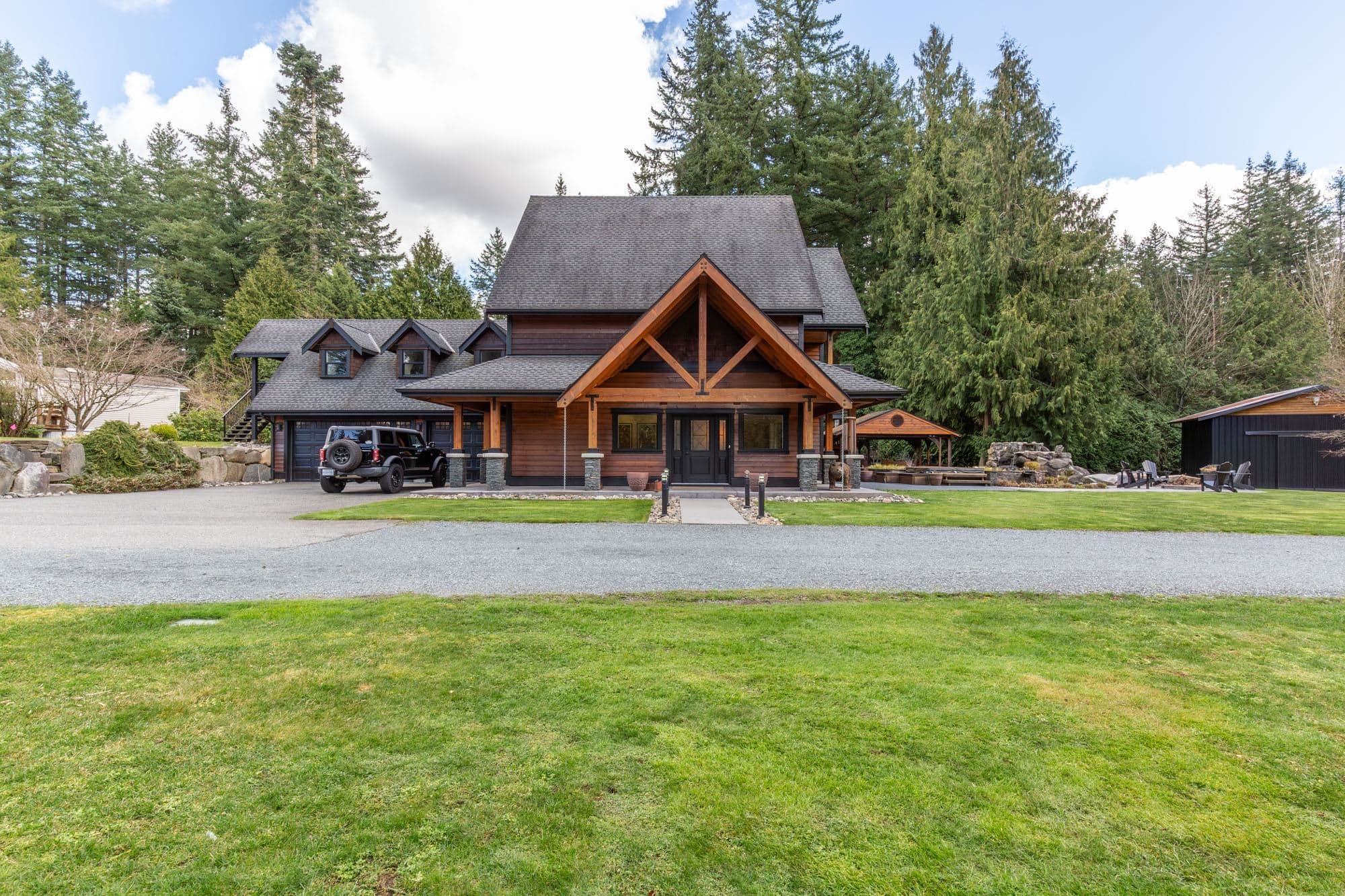 20078 27 Avenue, Langley