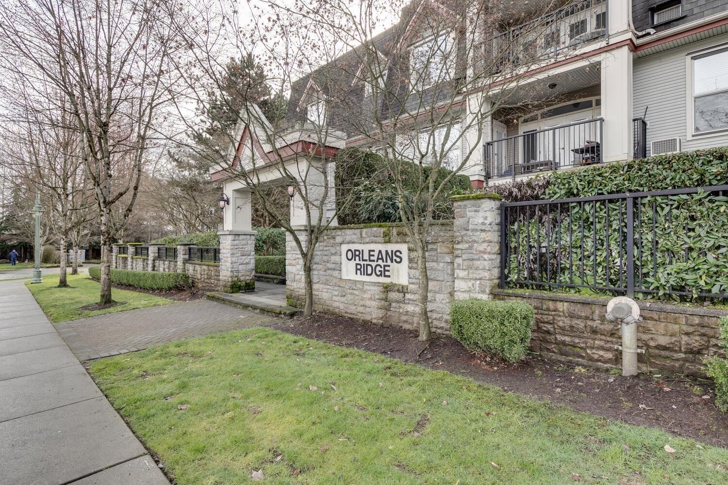 107 - 976 Adair Avenue, Coquitlam, V3K 3V2 — photo 1