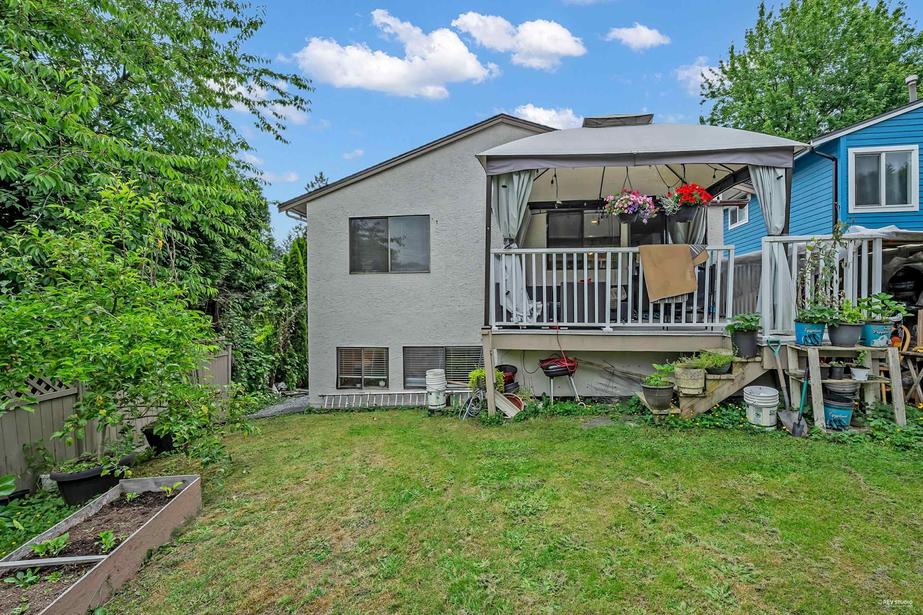 1112 Hansard Crescent, Coquitlam, V3C 4W7 — photo 2
