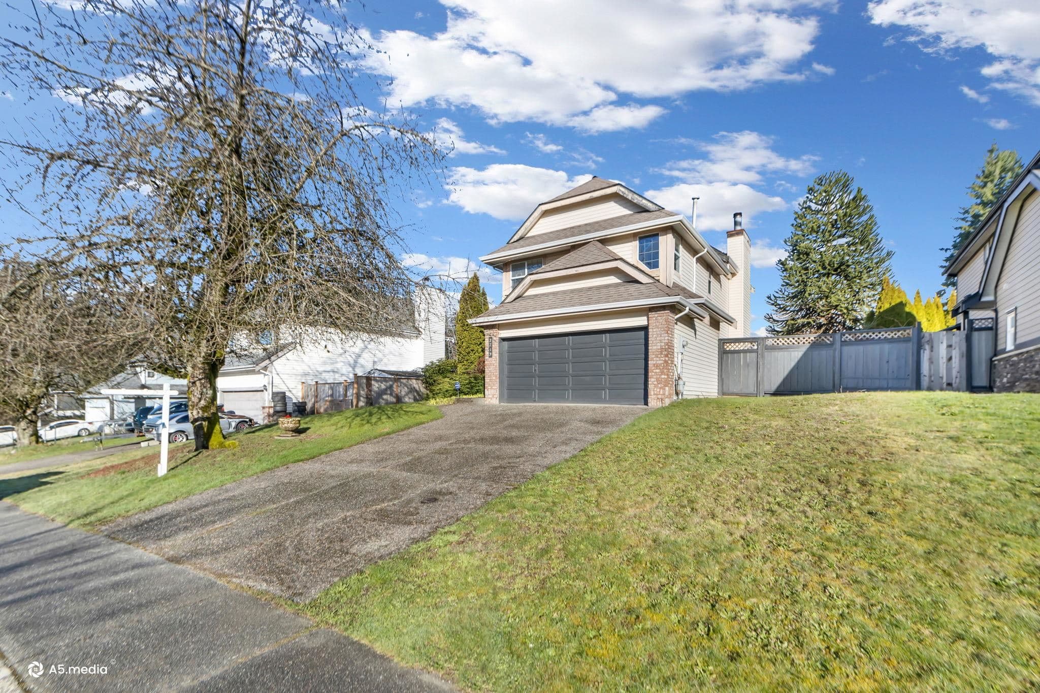 2713 Mara Drive, Coquitlam, V3C 5L6 — photo 2