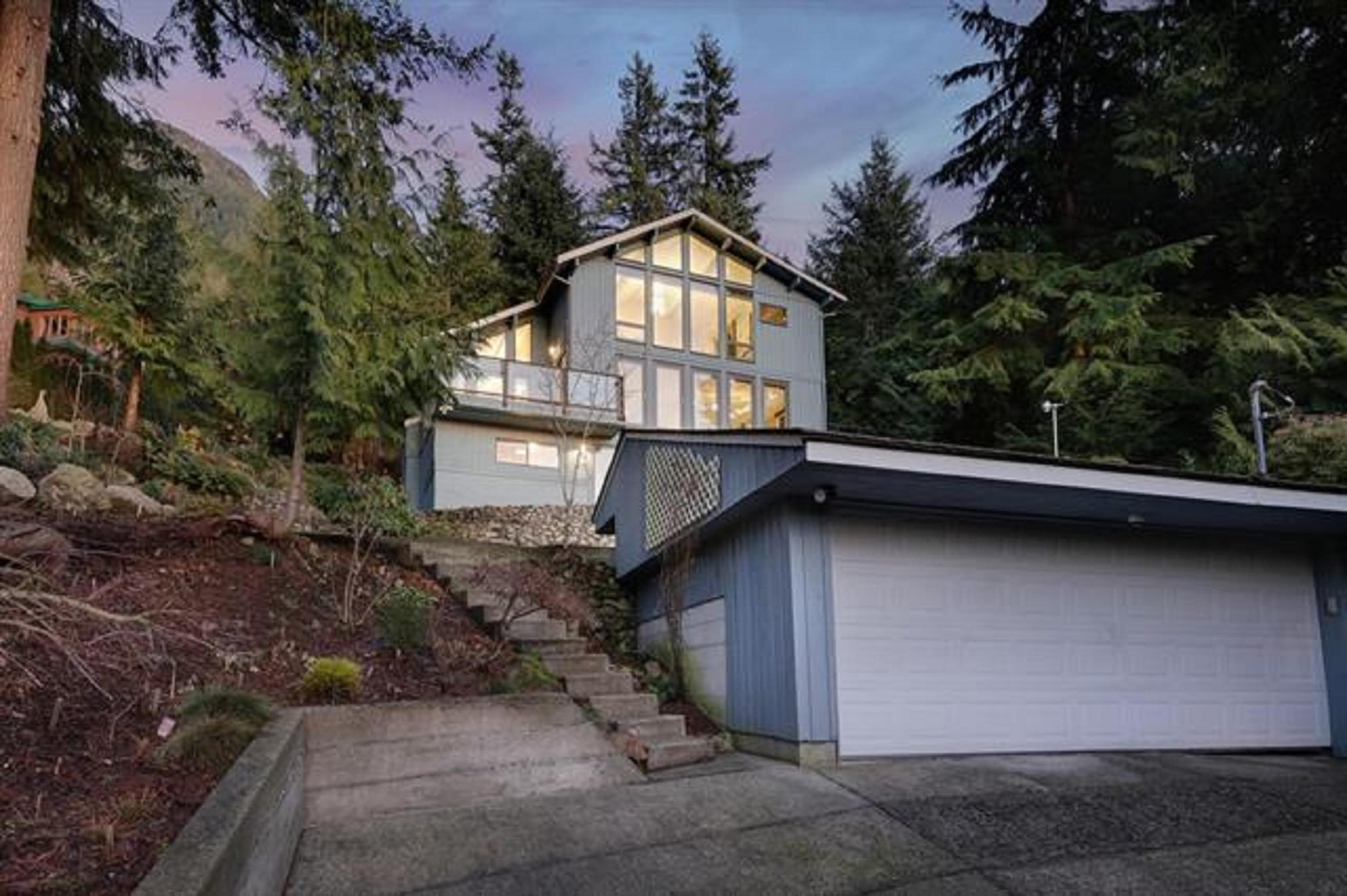 445 Mountain Drive, Lions Bay, V0N 2E0 — photo 5