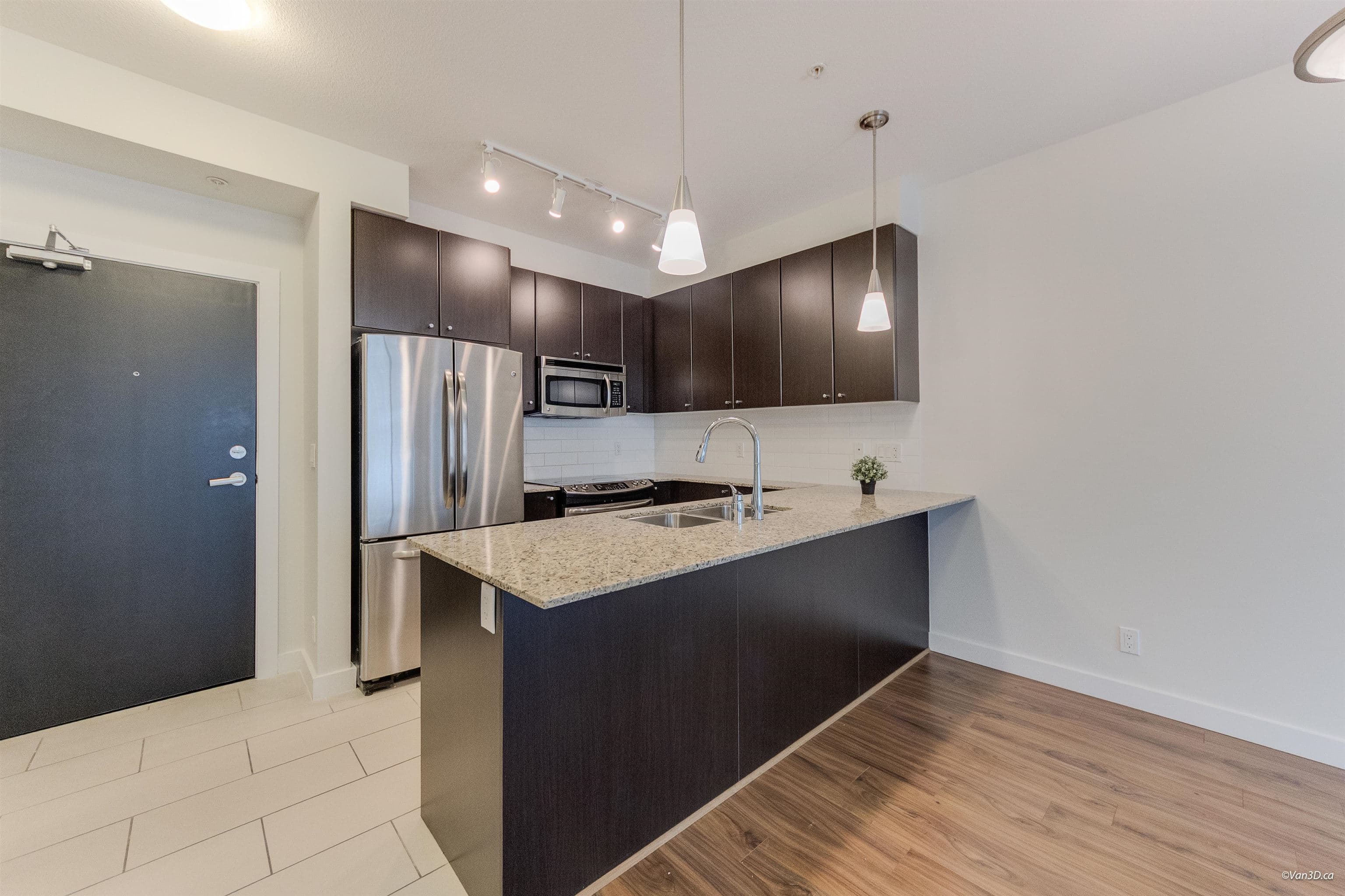 207 - 240 Francis Way, New Westminster, V3L 0E5 — photo 5