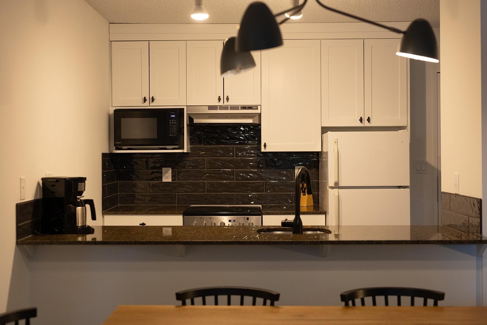 208 - 4200 Whistler Way, Whistler, V8E 1J4 — photo 4