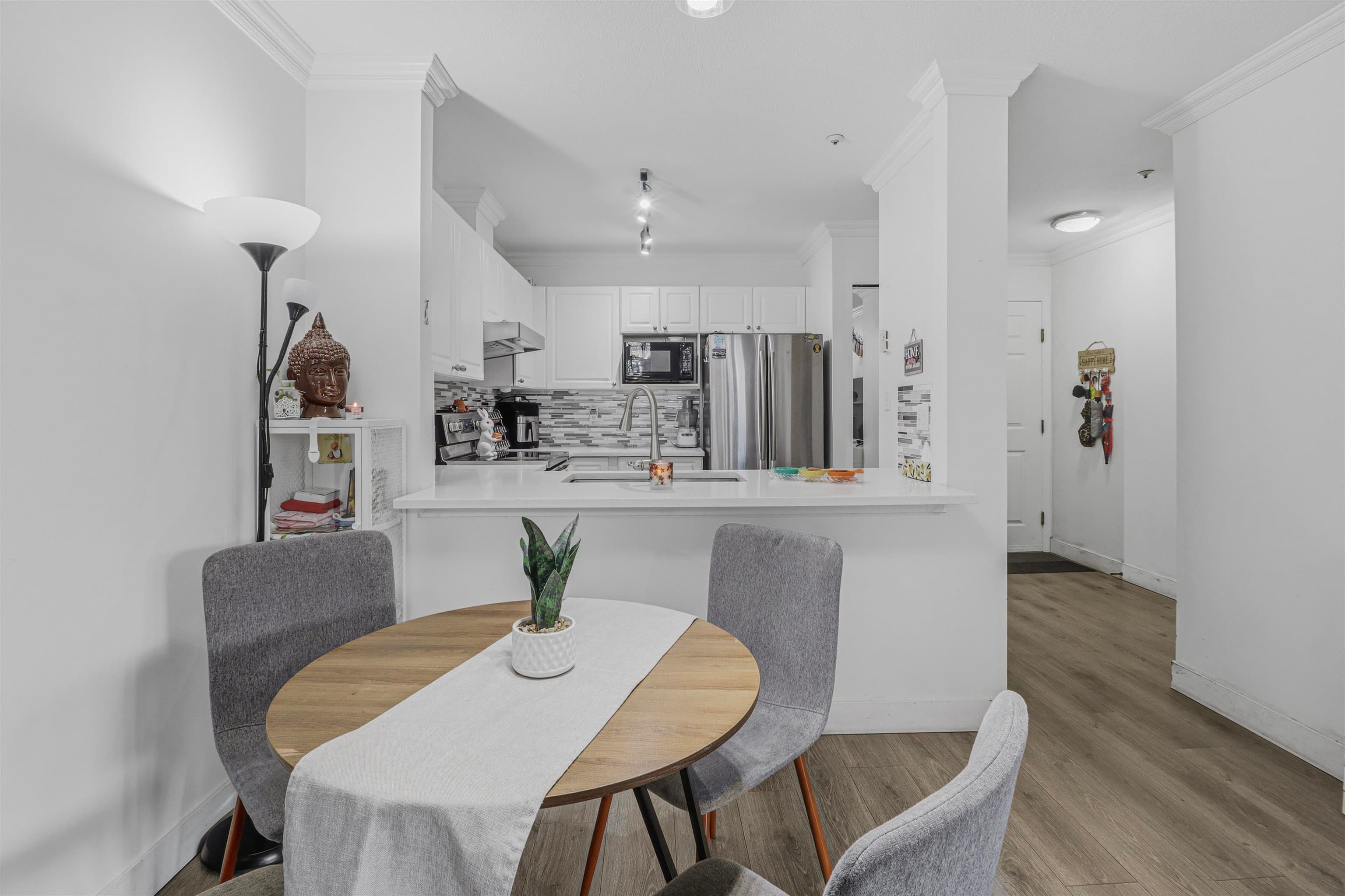 411 - 13733 74 Avenue, Surrey, V3W 1B8 — photo 3