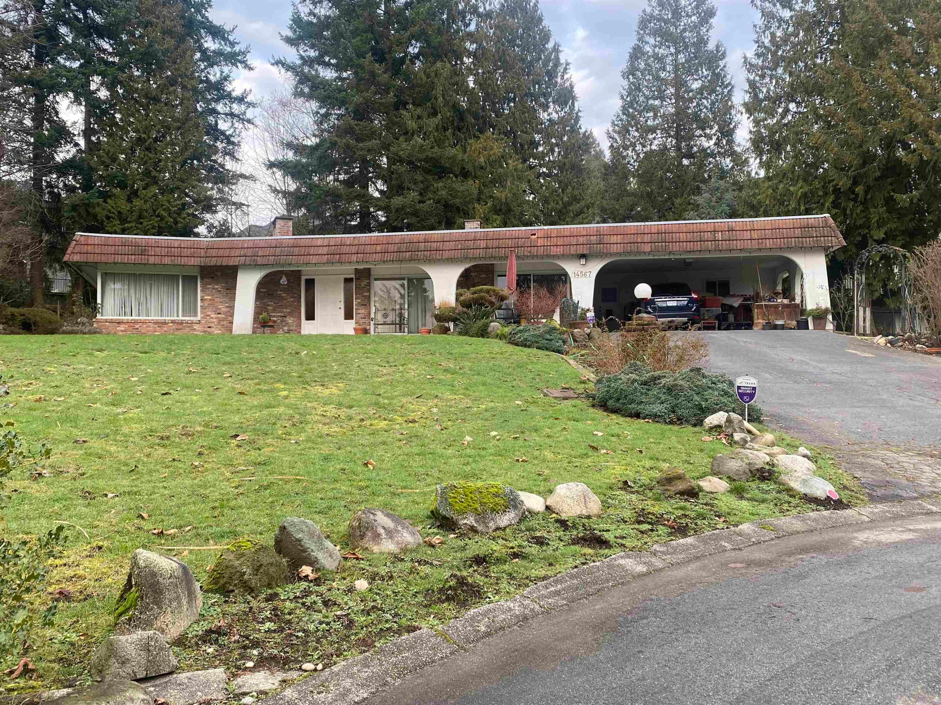 14567 Lombard Place, Surrey, V3X 1B4 — photo 1