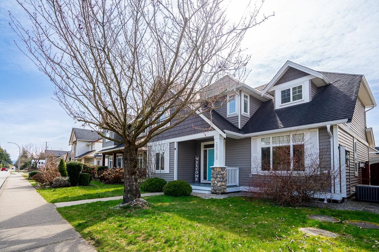 32712 Tunbridge Avenue, Mission, V4S 0B6 — photo 1