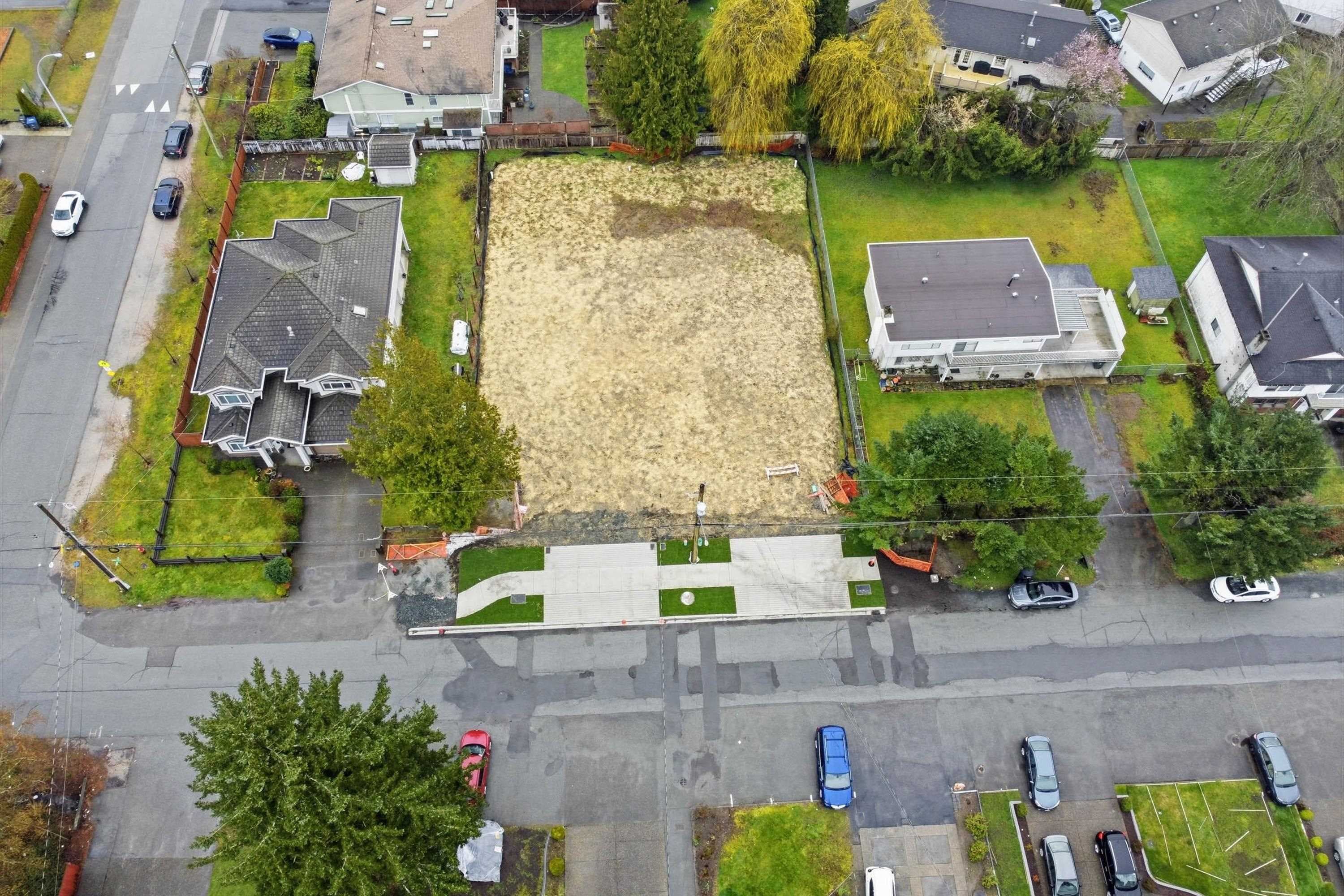 9270 125 Street, Surrey, V3V 4X4 — photo 4