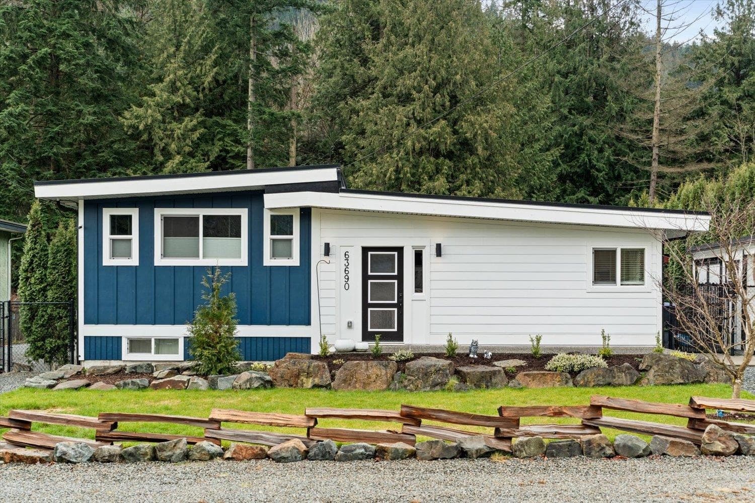 63690 Old Yale Road, Hope, V0X 1L2 — photo 2
