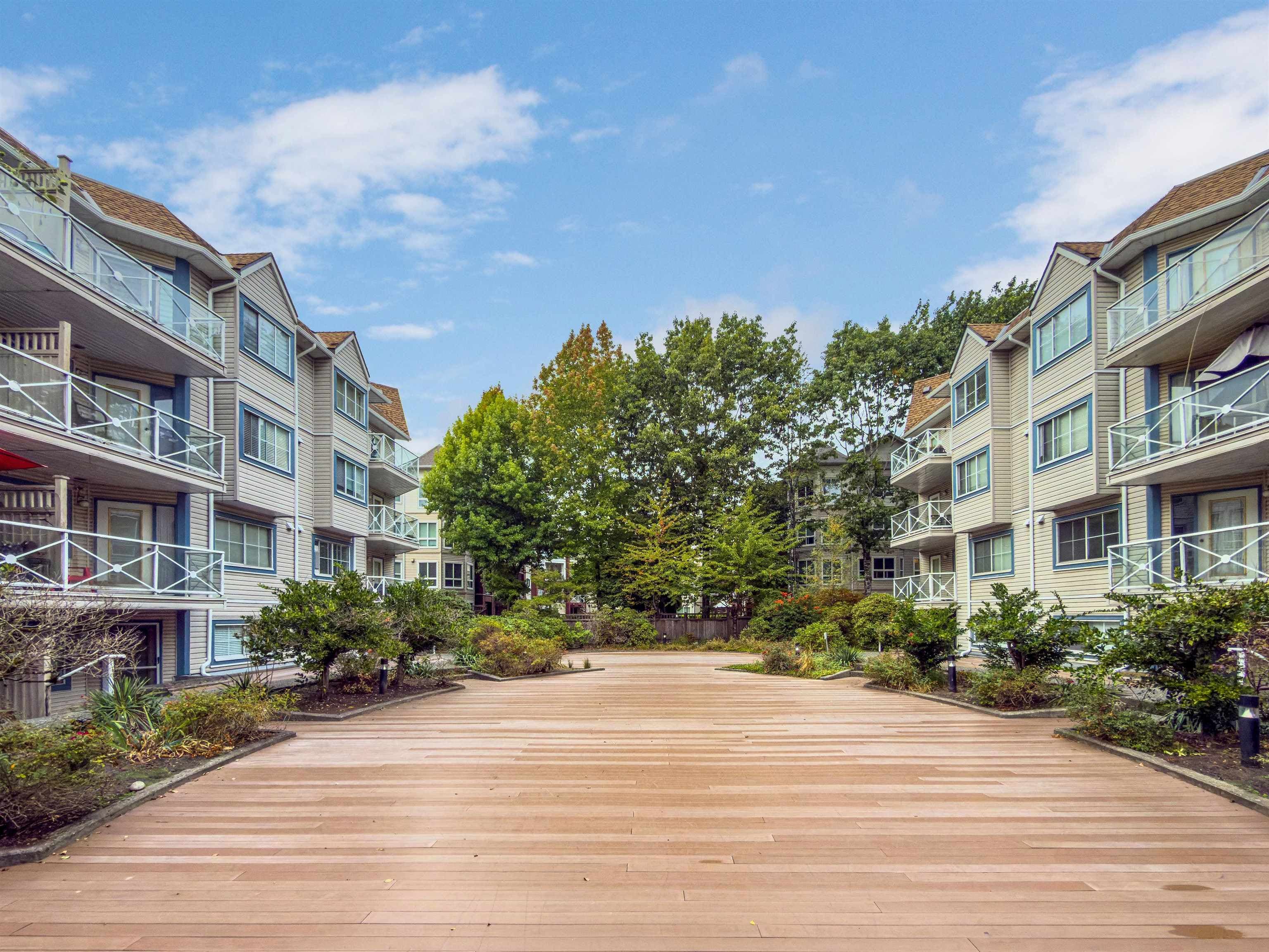 111 - 12101 80 Avenue, Surrey, V3W 5V6 — photo 2
