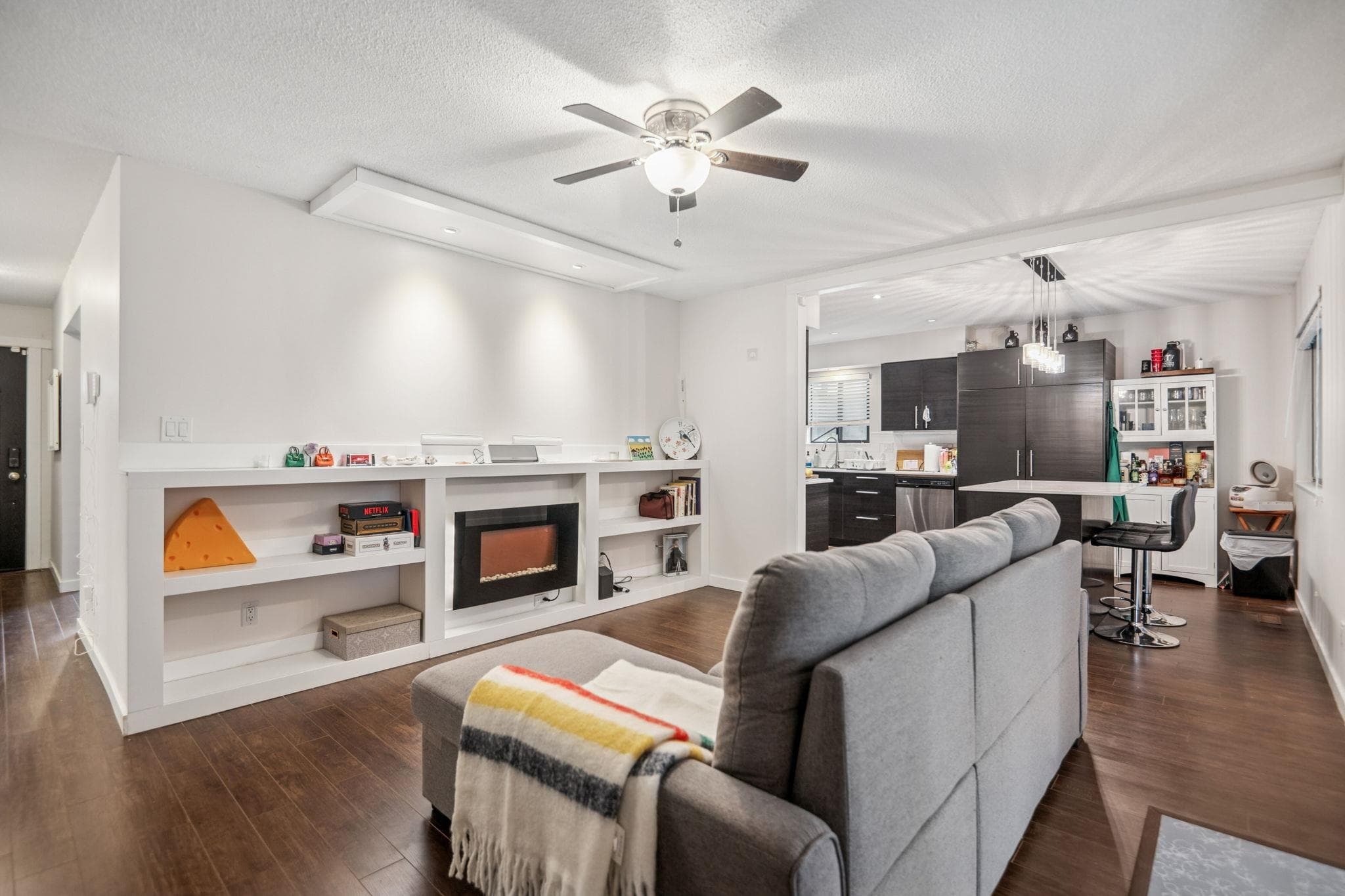 6103 172b Street, Surrey, V3S 6G6 — photo 4