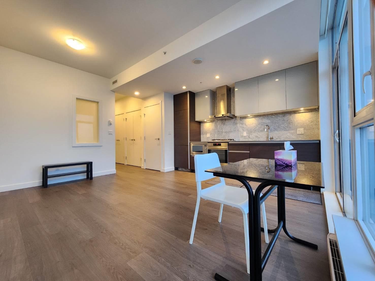 5203 - 4670 Assembly Way, Burnaby, V5H 0H3 — photo 3