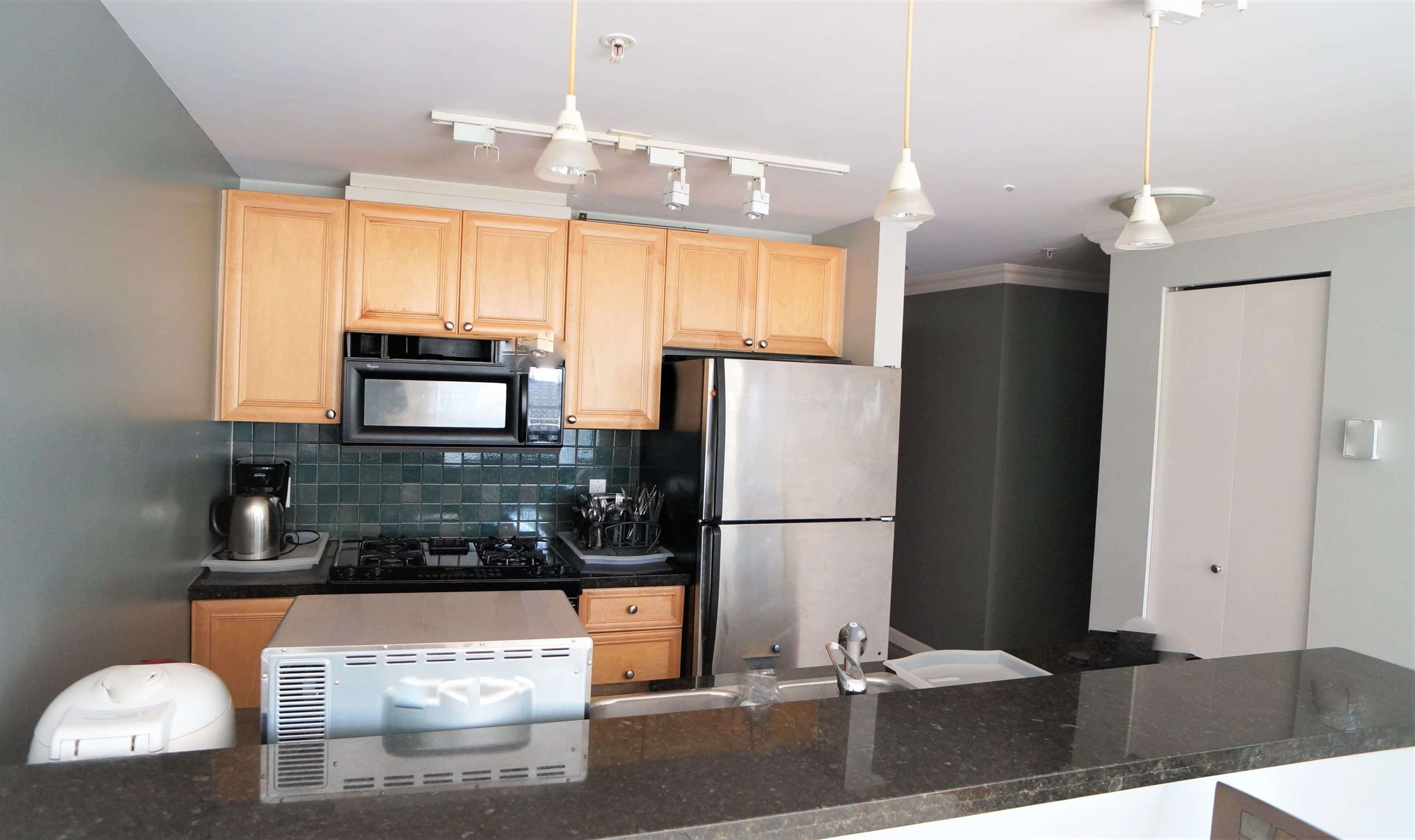 906 - 928 Richards Street, Vancouver, V6B 6P6 — photo 3