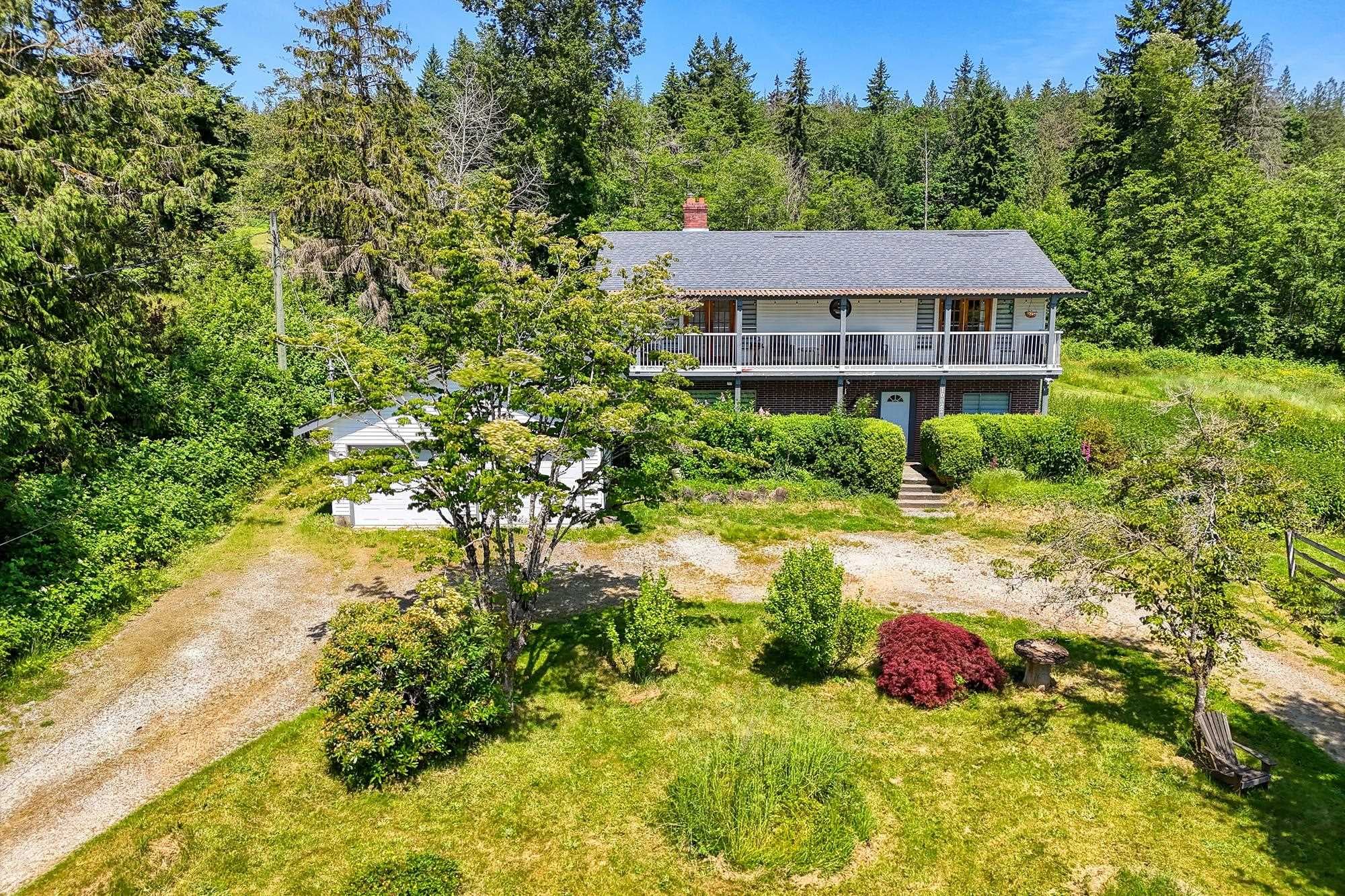 10022 Rolley Crescent, Maple Ridge, V2W 1J9 — photo 2