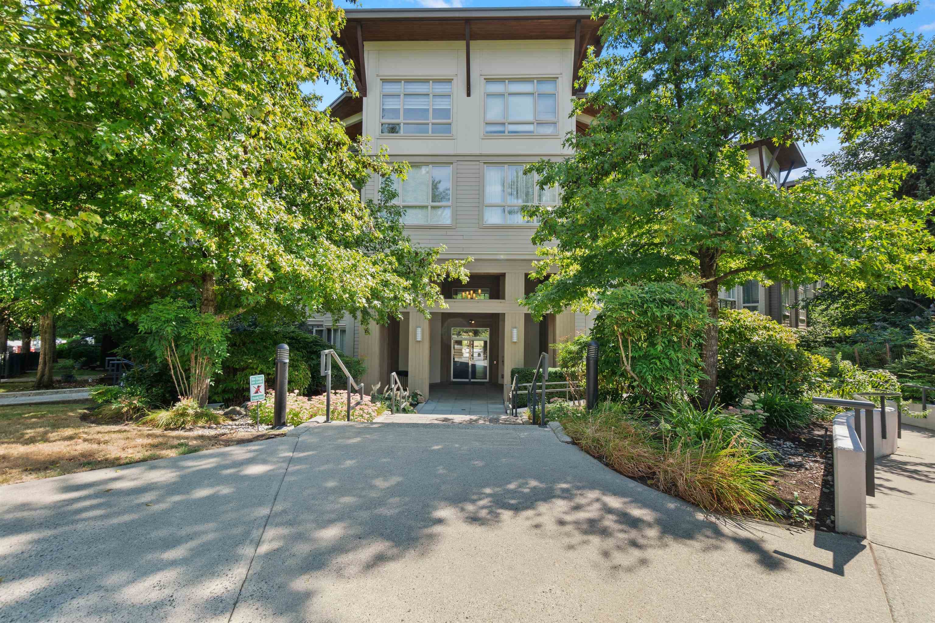 421 - 15918 26 Avenue, Surrey, V3Z 5K3 — photo 1
