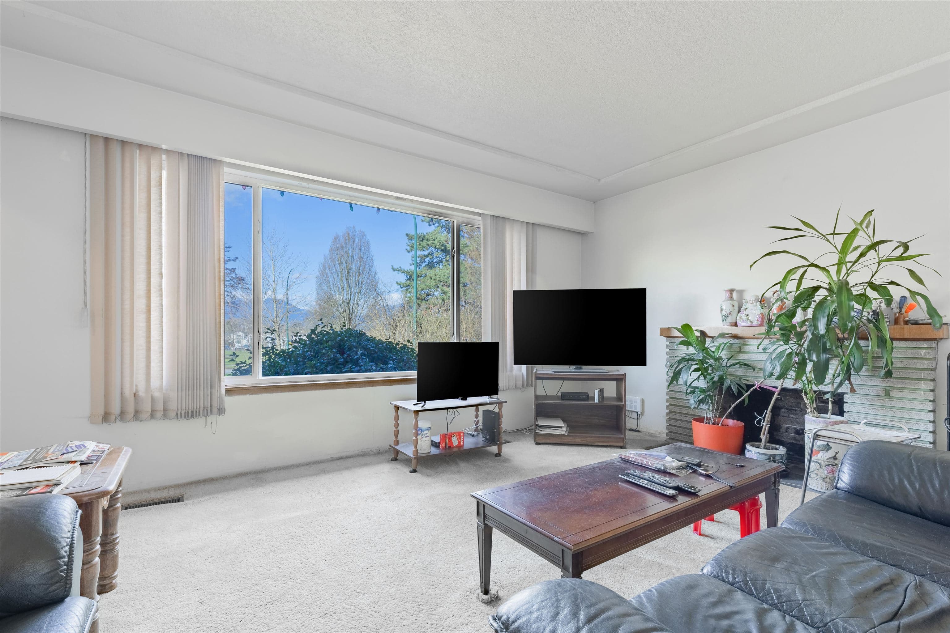 2630 E 1st Avenue, Vancouver, V5M 1A5 — photo 4