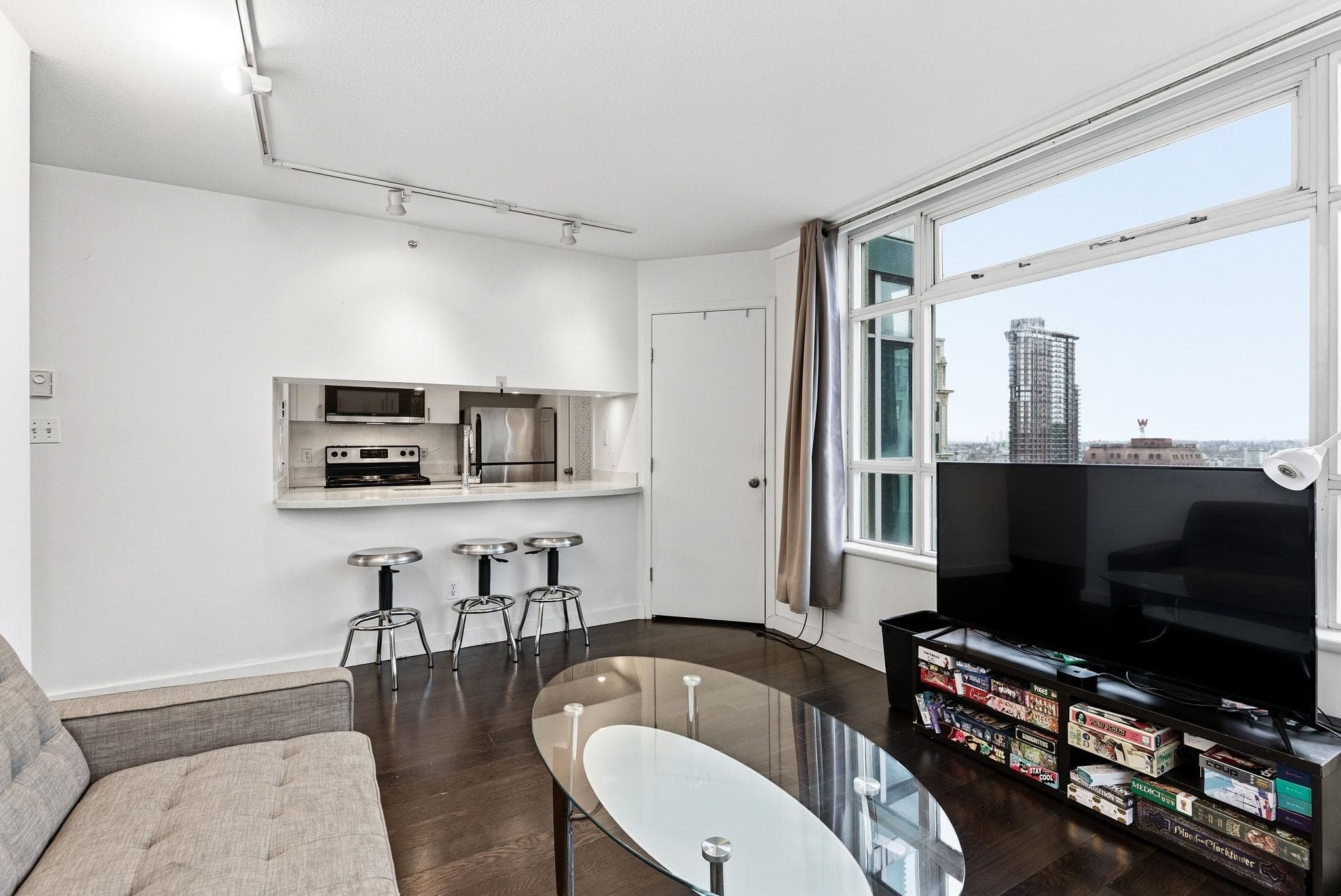 1407 - 438 Seymour Street, Vancouver, V6B 6H4 — photo 4